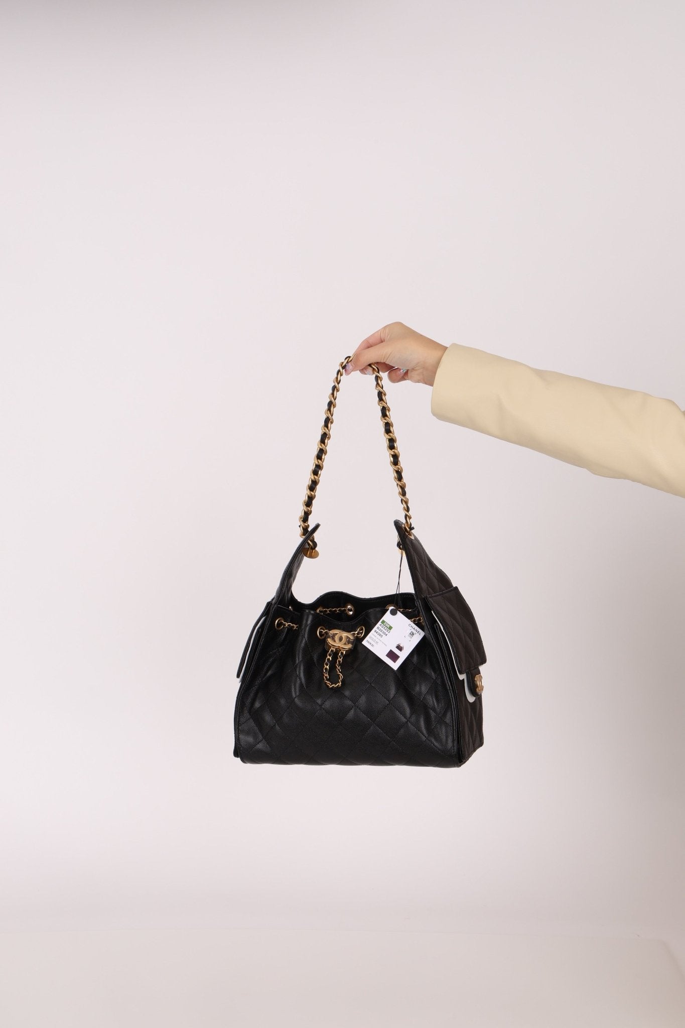 Chanel 25 Caviar Small Shoulder Bag - FashioNica