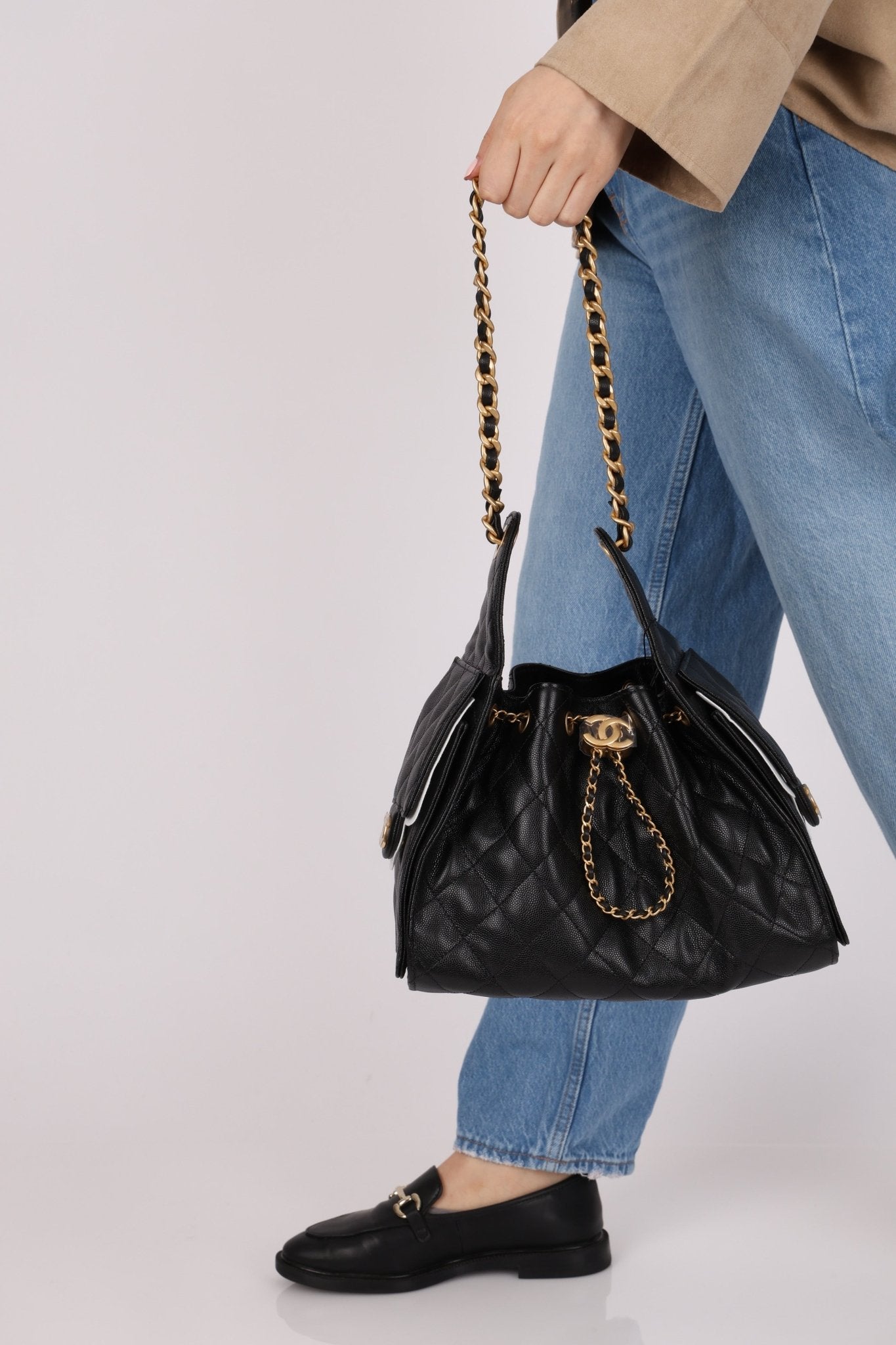 Chanel 25 Caviar Small Shoulder Bag - FashioNica