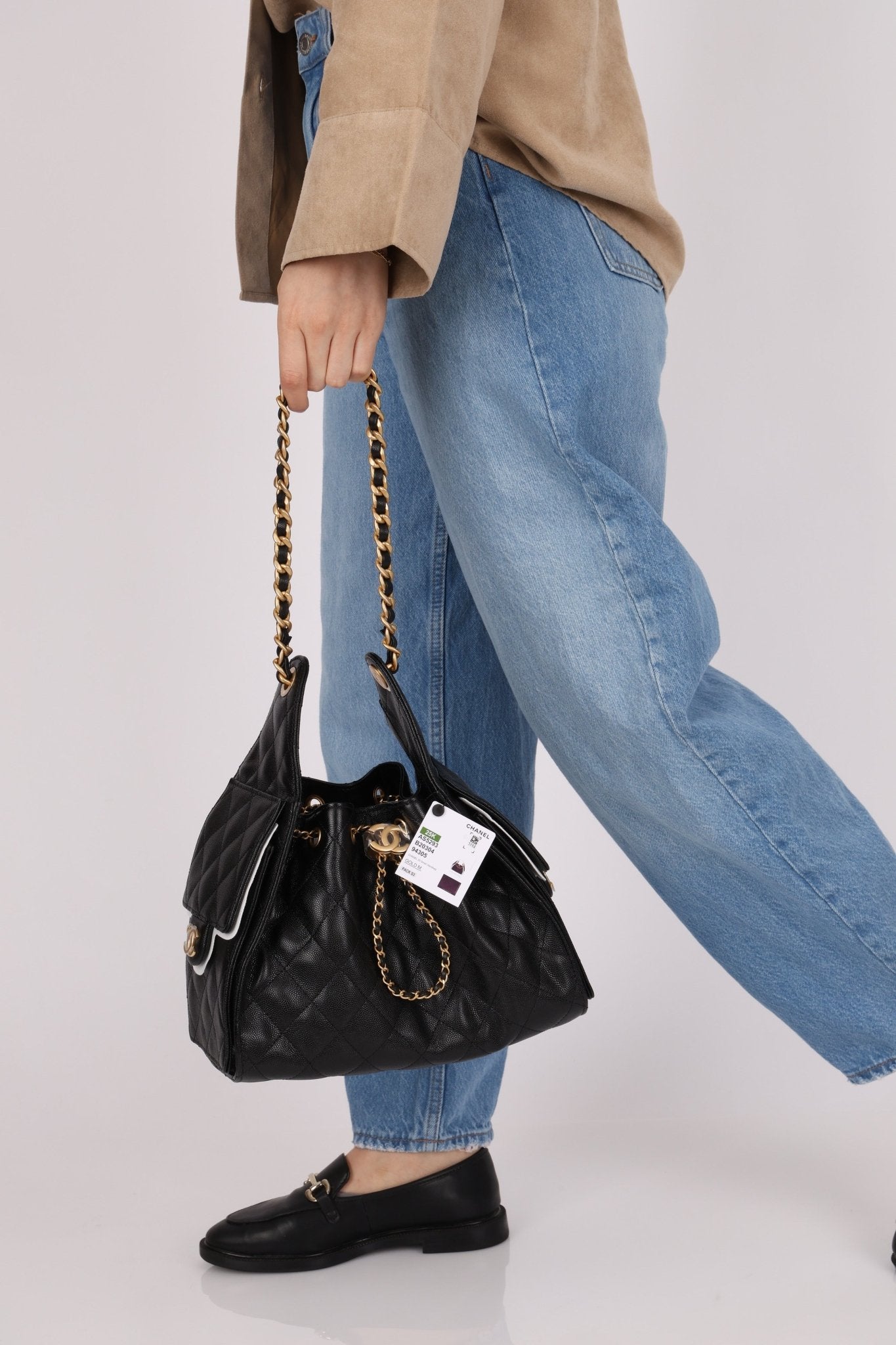 Chanel 25 Caviar Small Shoulder Bag - FashioNica