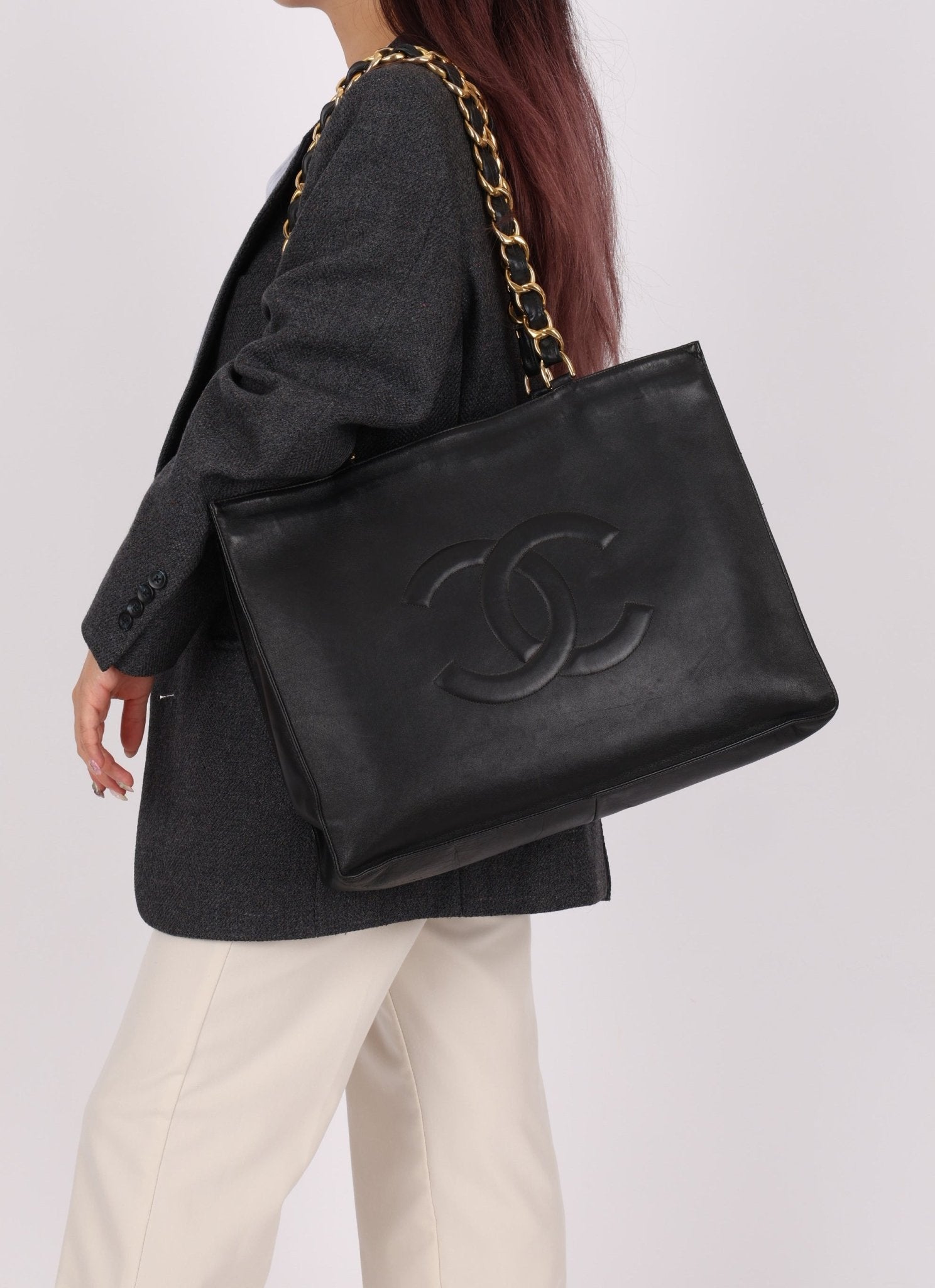 Chanel Calfskin Chunky Chain Tote - FashioNica