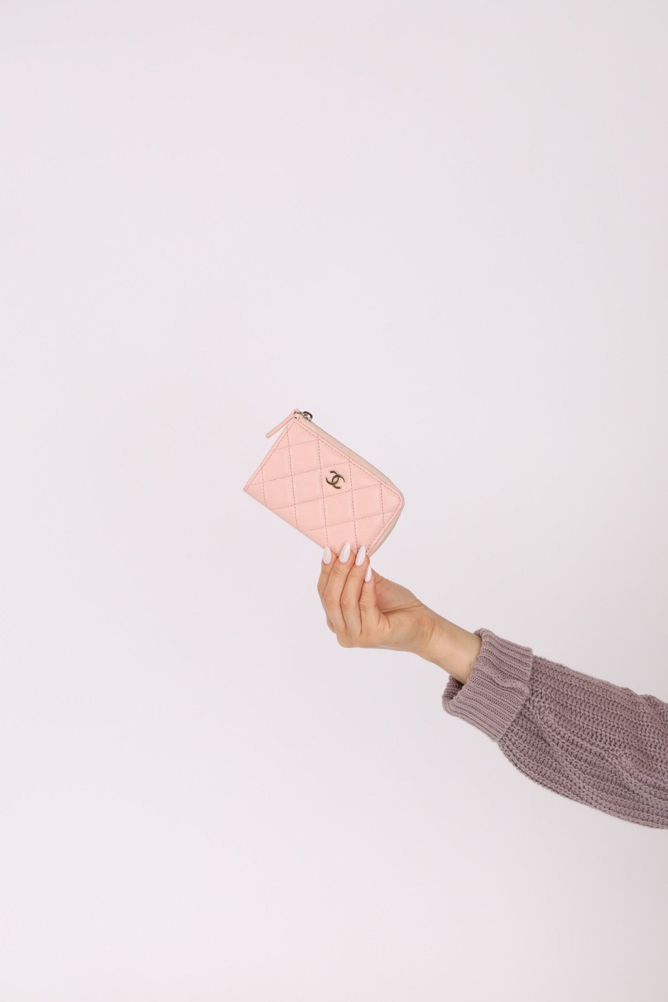 Chanel Caviar Zip Card Holder Key Pouch - FashioNica