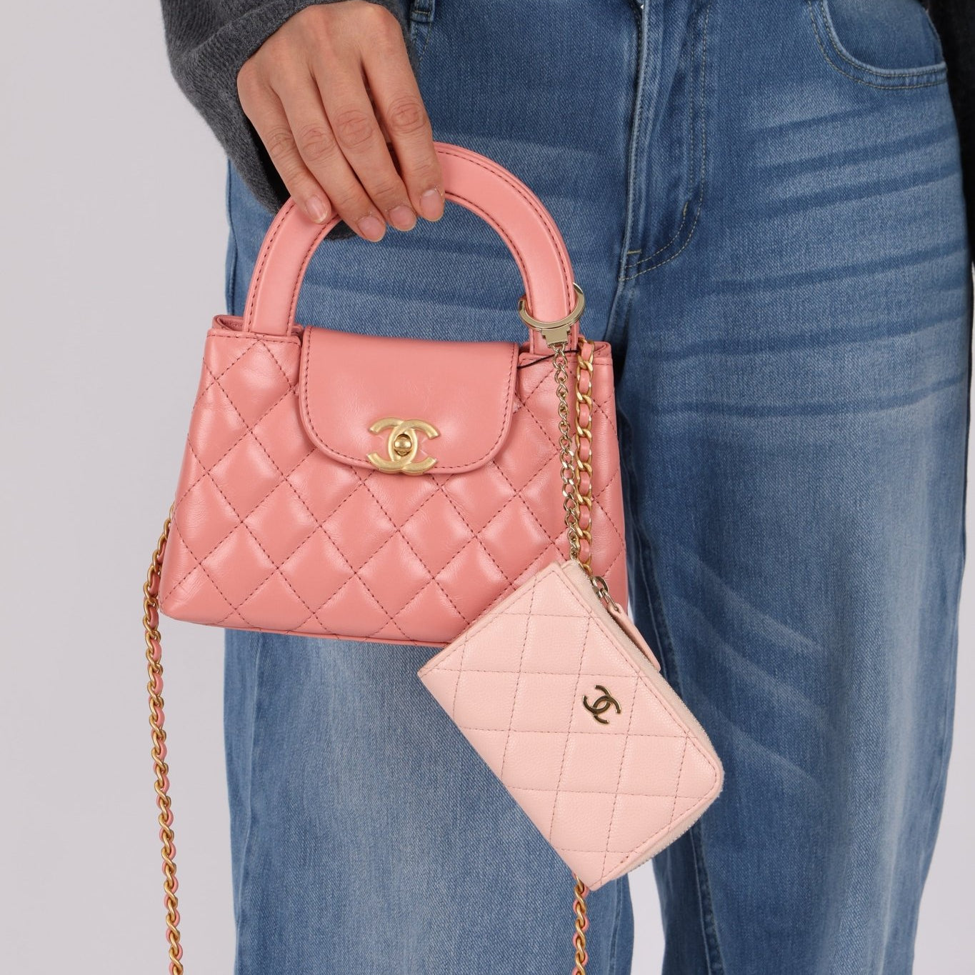 Chanel Caviar Zip Card Holder Key Pouch - FashioNica