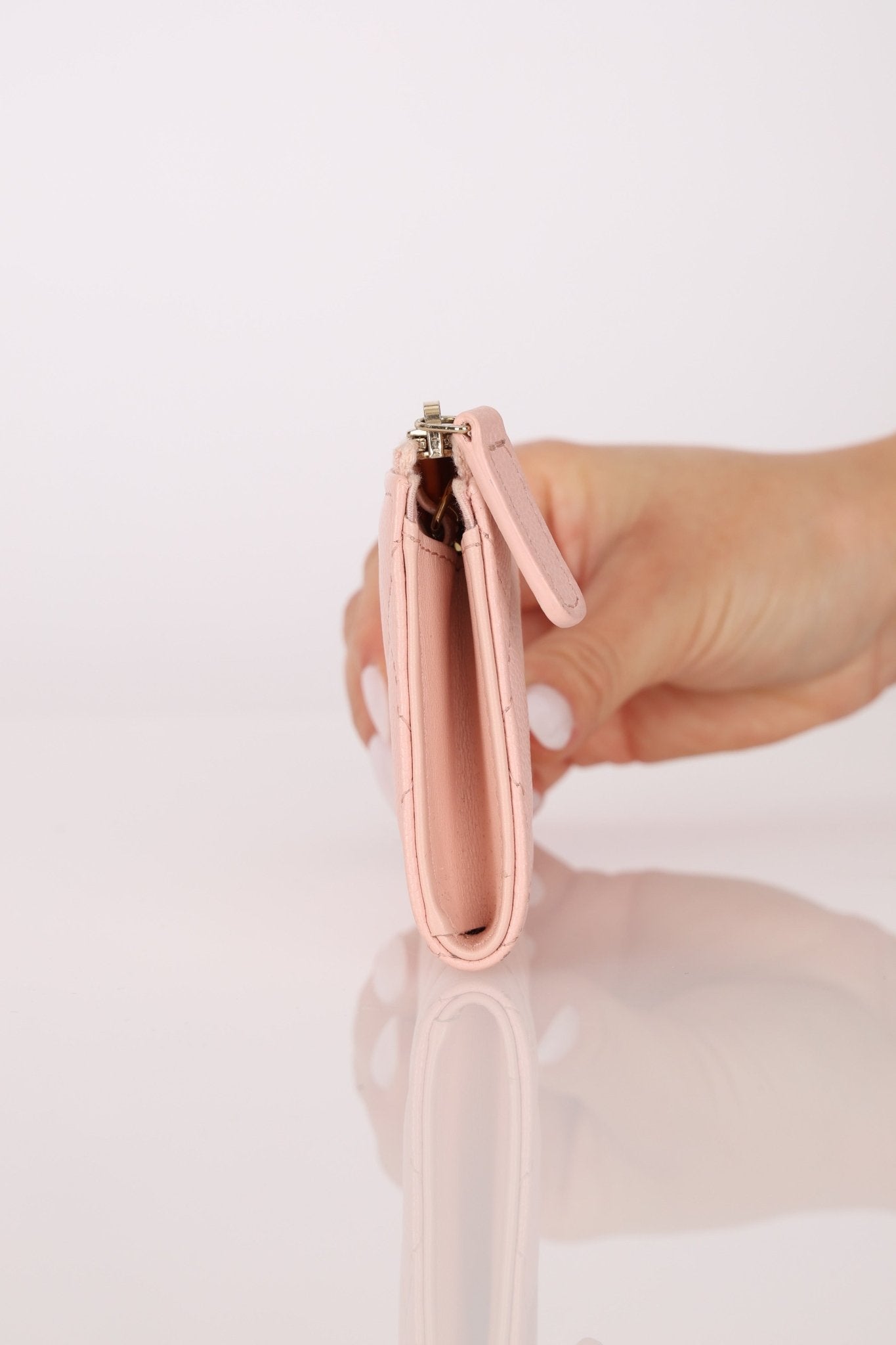 Chanel Caviar Zip Card Holder Key Pouch - FashioNica