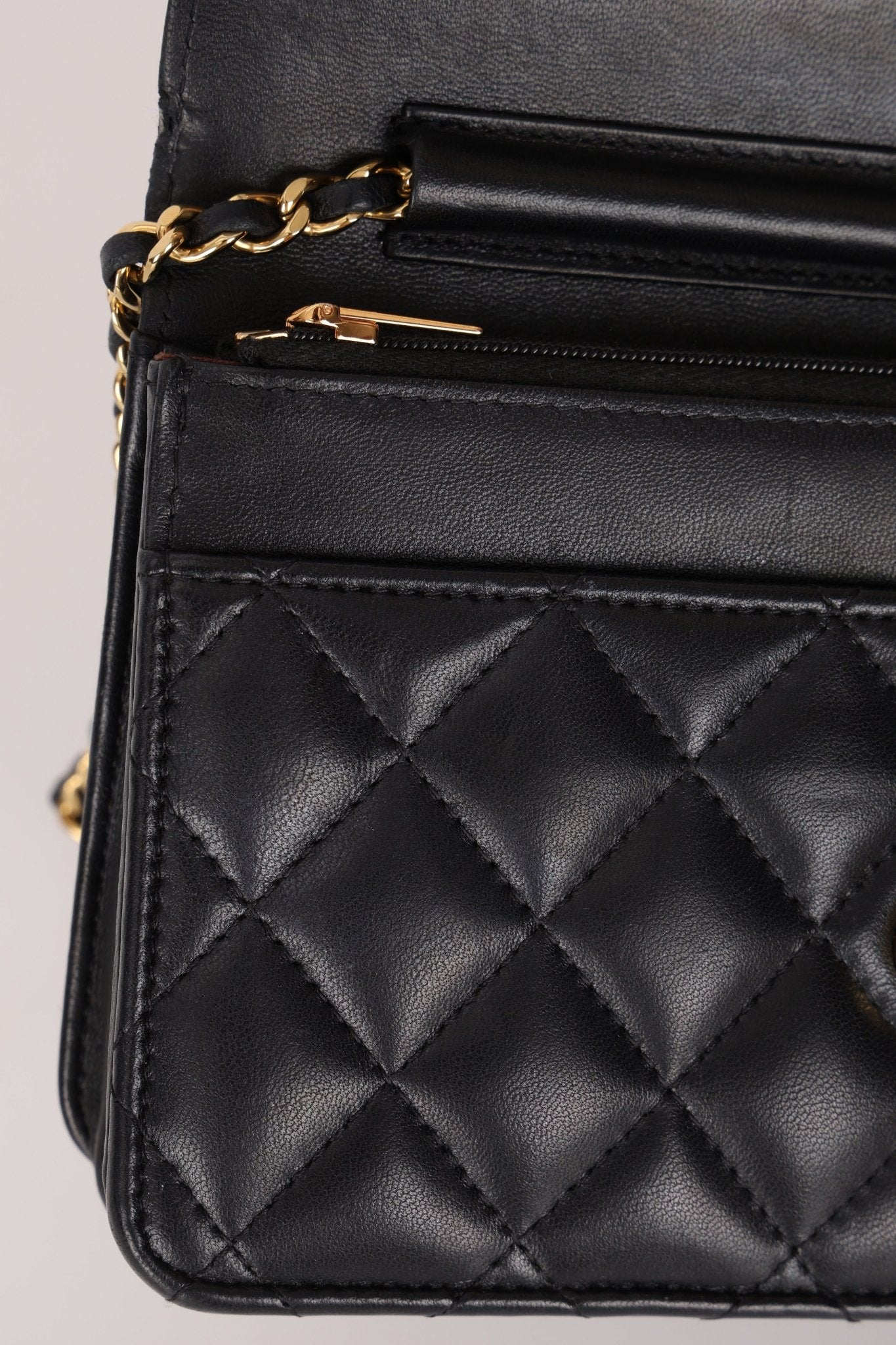 Chanel Lambskin Wallet on Chain - FashioNica