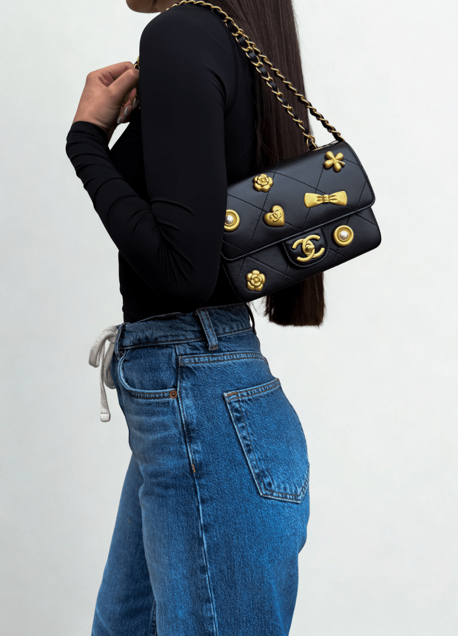 Chanel Métiers d'Art Winter 2025 Lambskin Charms Single Flap - FashioNica
