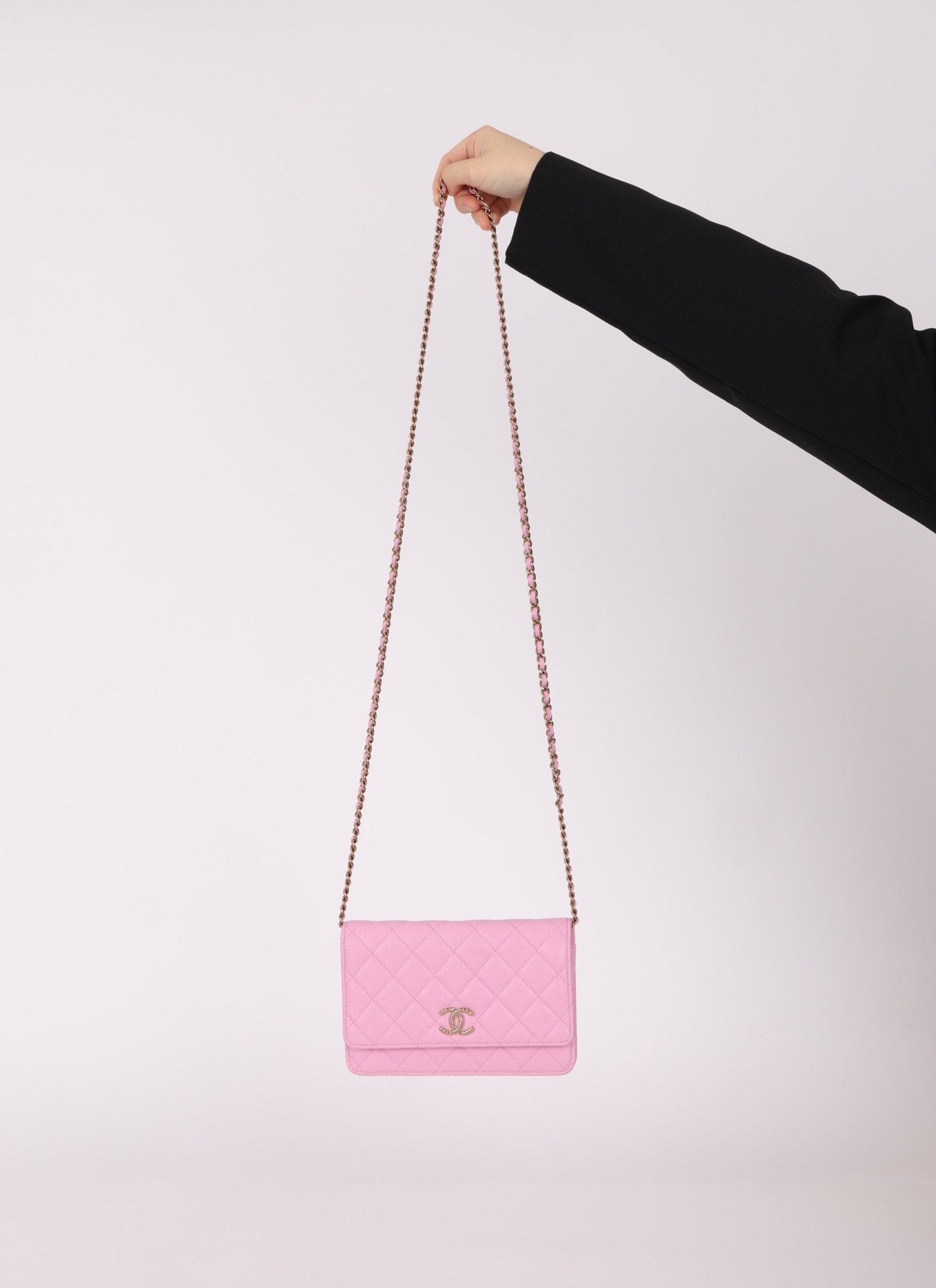 Chanel Sakura Caviar Wallet on Chain - FashioNica