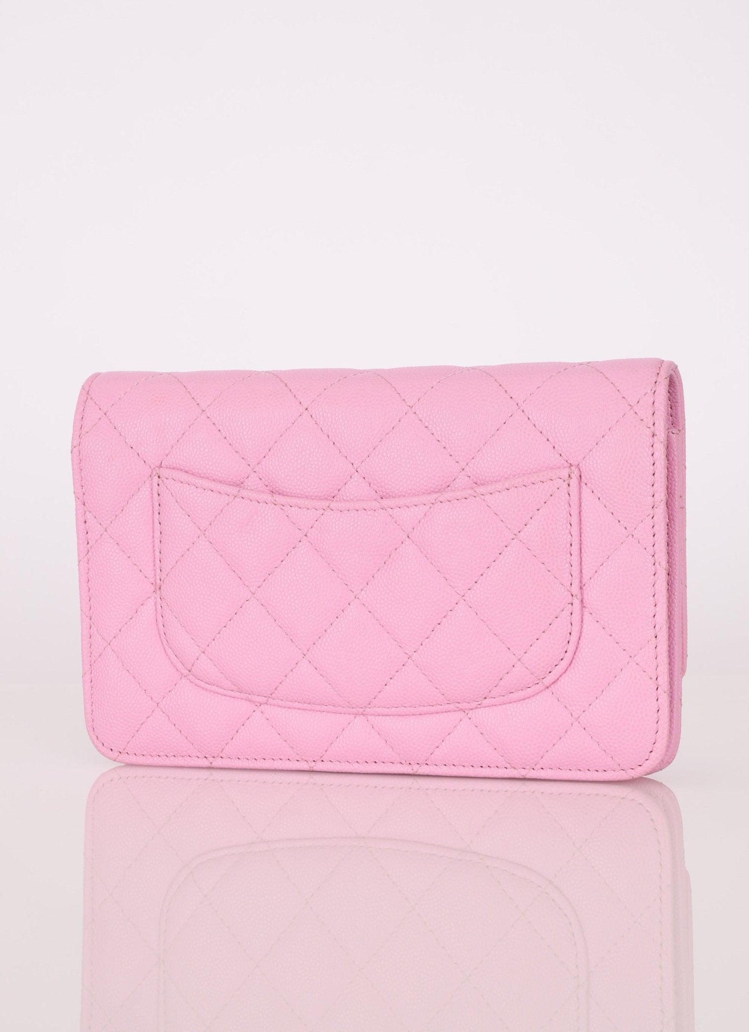 Chanel Sakura Caviar Wallet on Chain - FashioNica