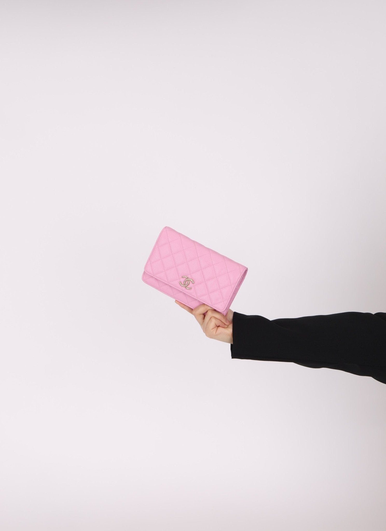 Chanel Sakura Caviar Wallet on Chain - FashioNica