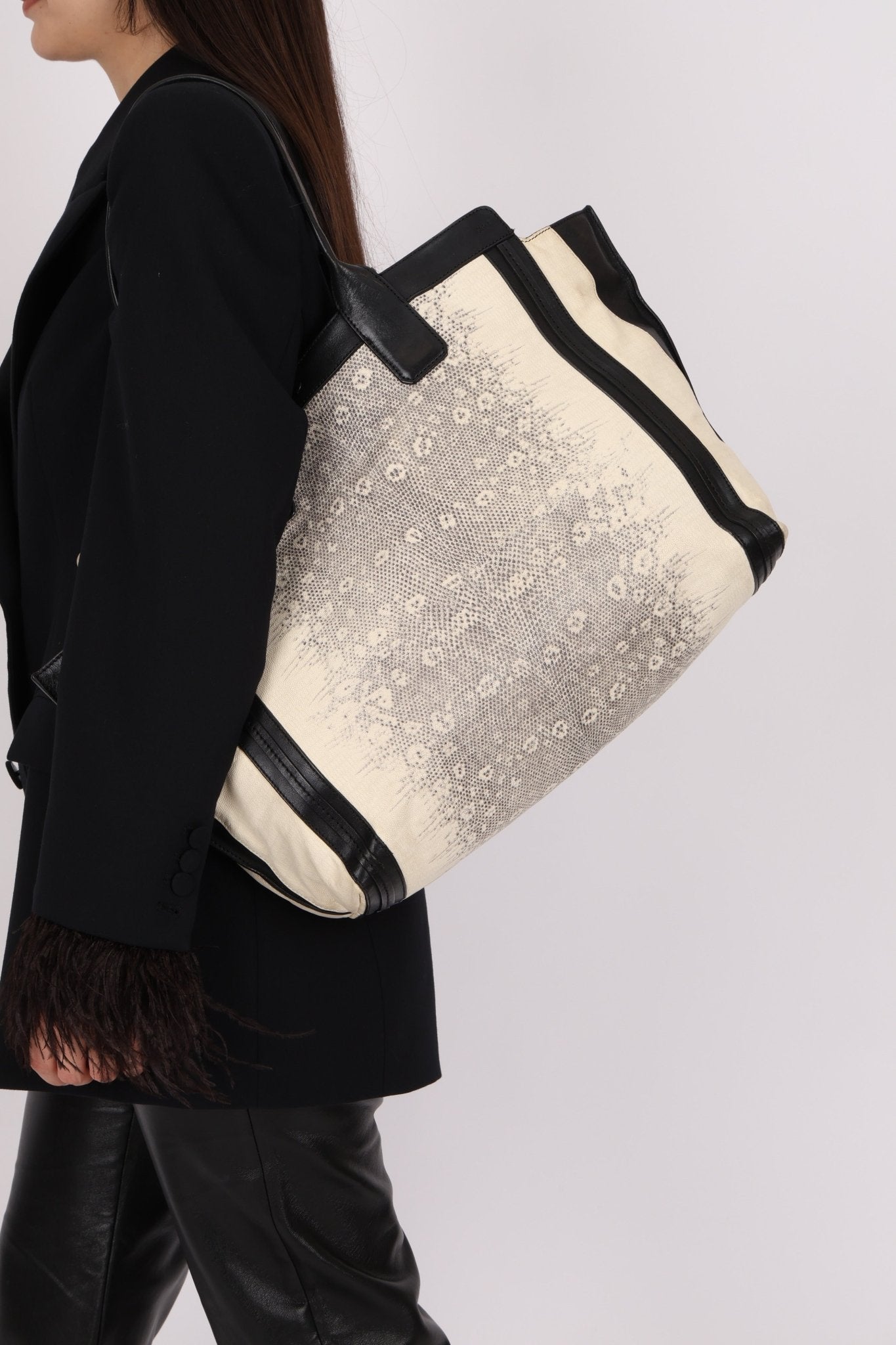 Chloe Opal & Black Embossed Ring Lizard Allison Tote Bag - FashioNica