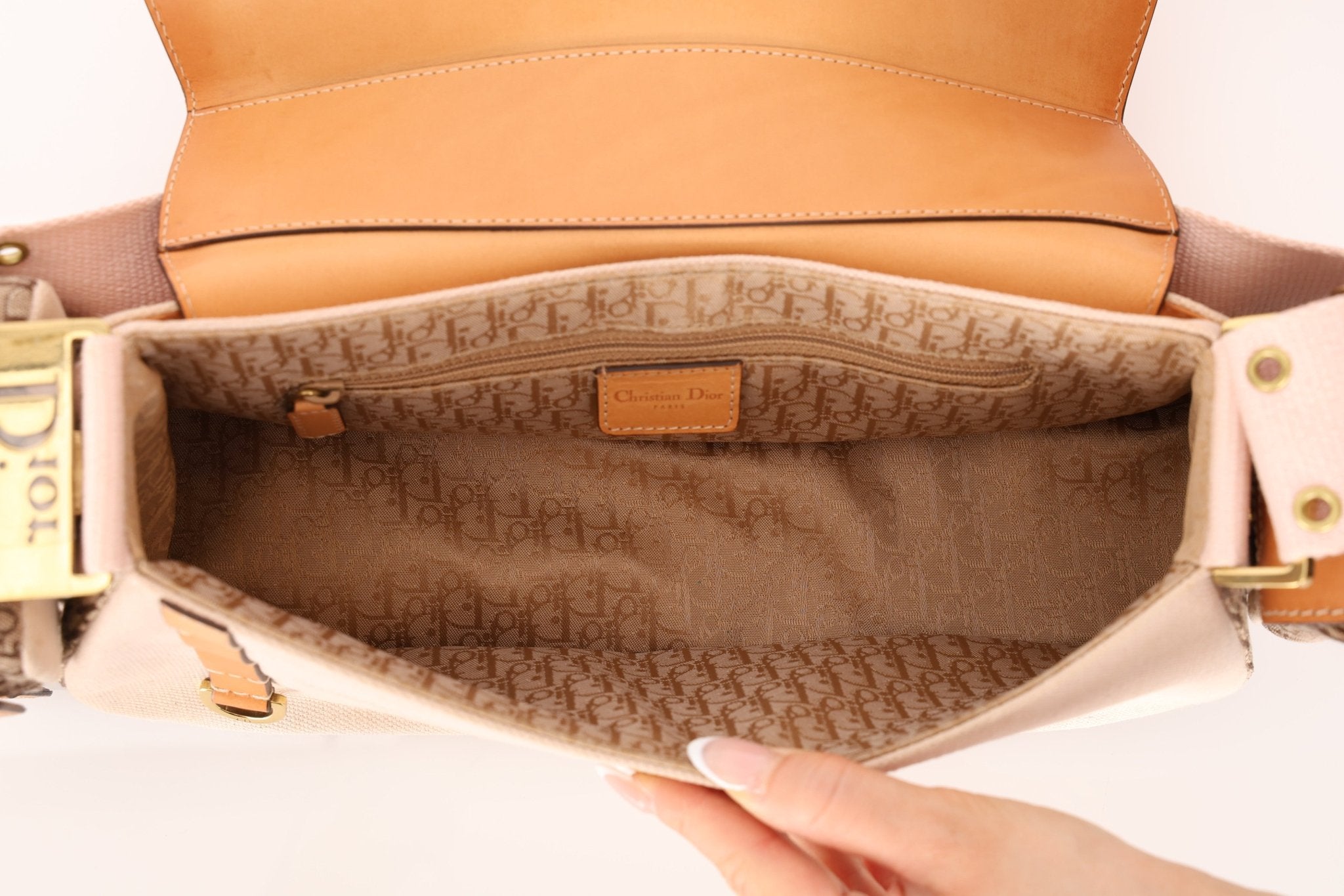 Dior 2002 Street Chic Columbus Cargo Shoulder Bag - FashioNica