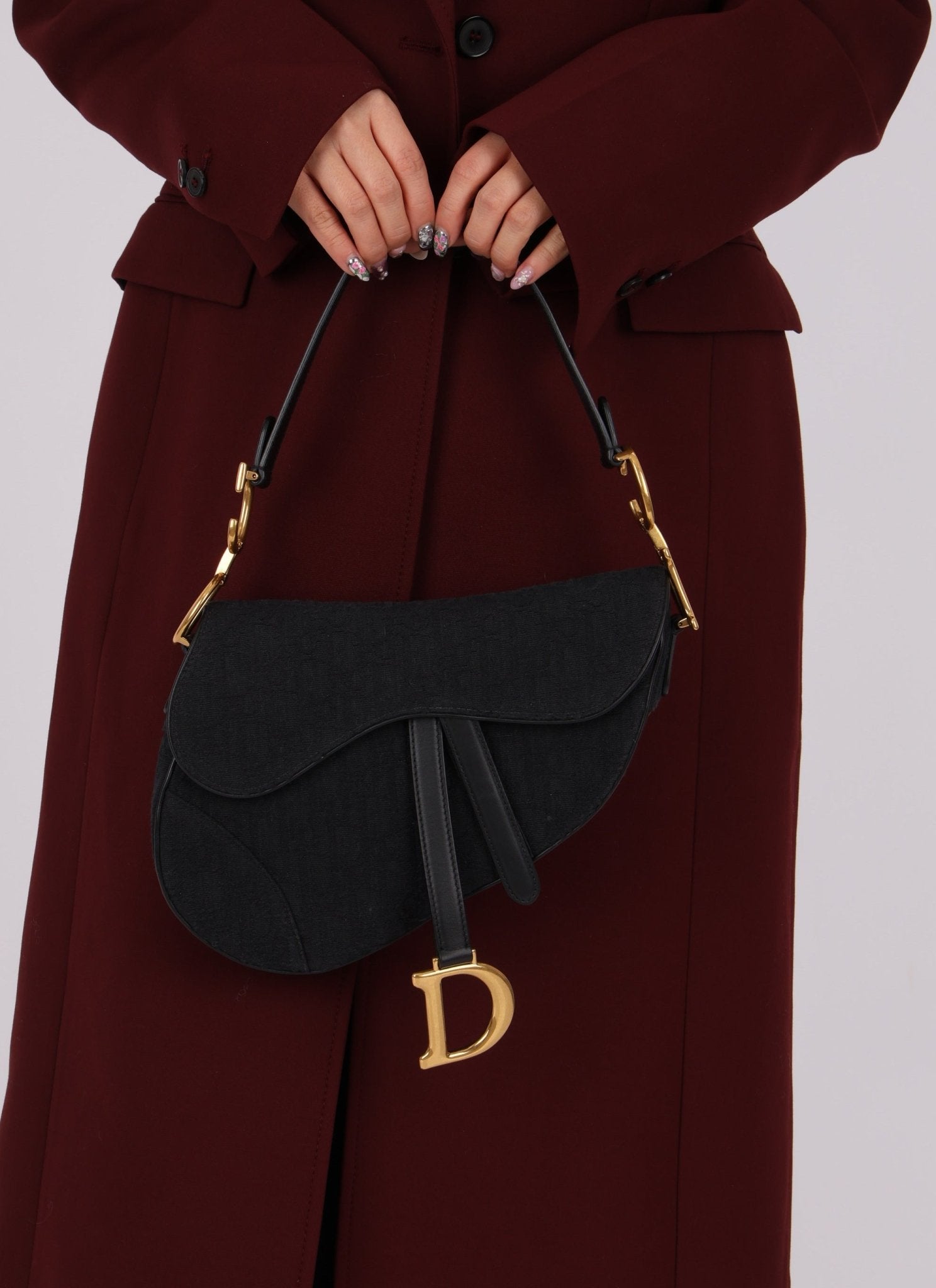 Dior 2019 Oblique Black Medium Saddle w Dior Guitar Strap - FashioNica