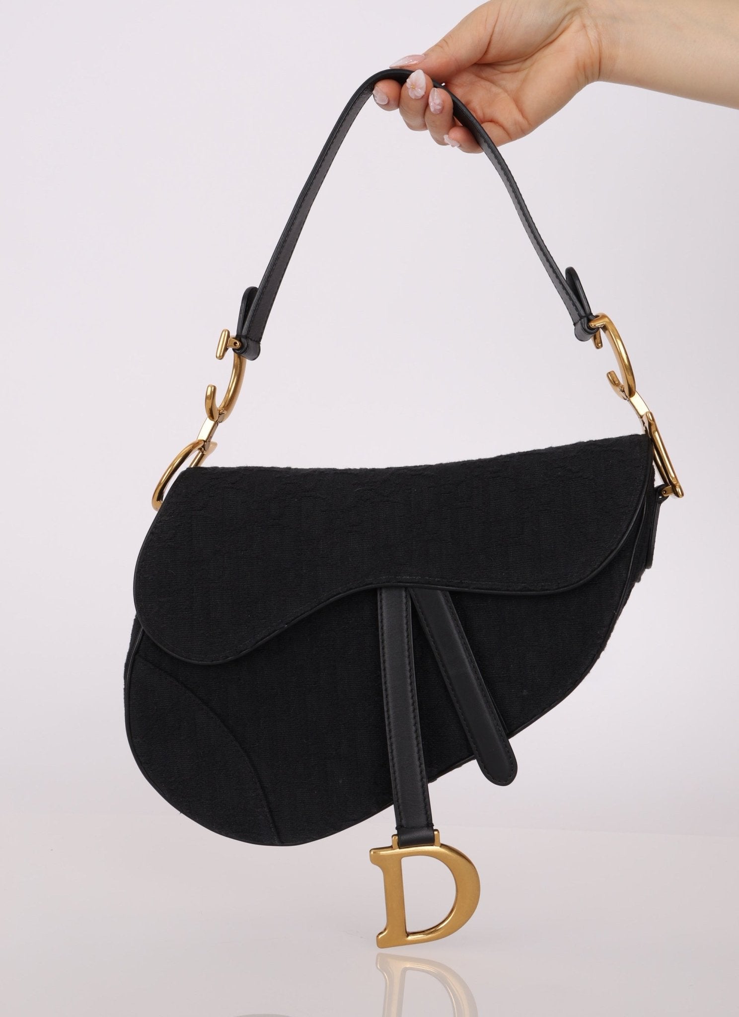 Dior 2019 Oblique Black Medium Saddle w Dior Guitar Strap - FashioNica