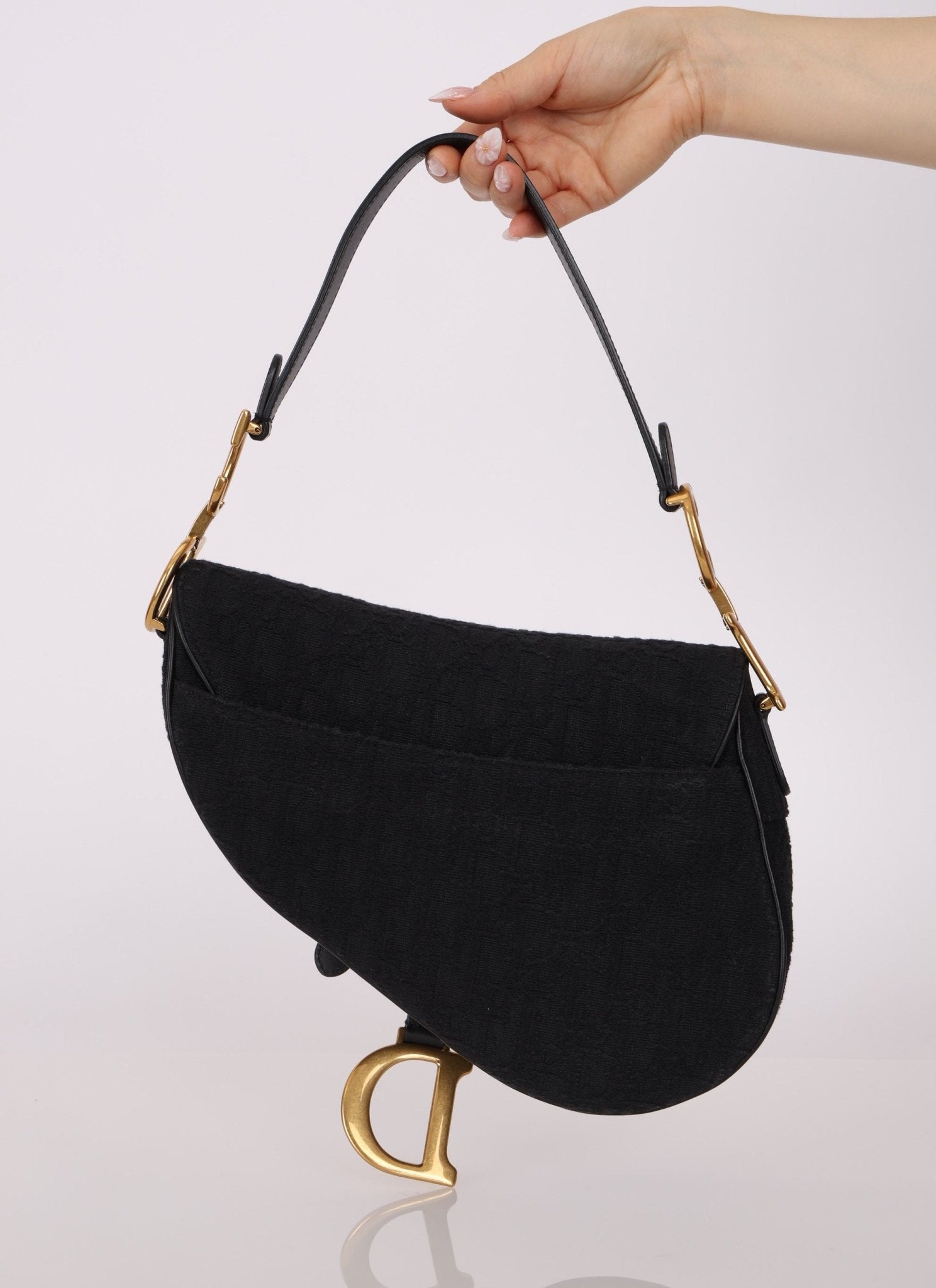 Dior 2019 Oblique Black Medium Saddle w Dior Guitar Strap - FashioNica