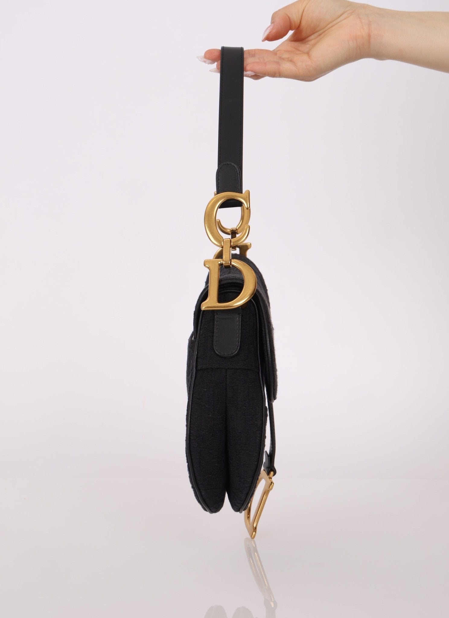 Dior 2019 Oblique Black Medium Saddle w Dior Guitar Strap - FashioNica