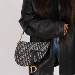 Dior 2019 Oblique Medium Saddle with Dior Guitar Strap - FashioNica