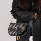 Dior 2019 Oblique Medium Saddle with Dior Guitar Strap - FashioNica