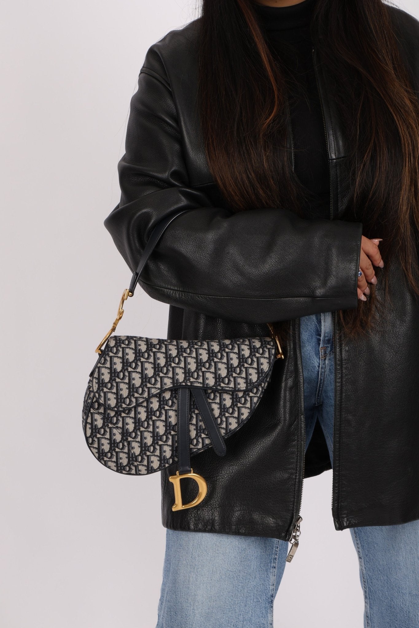 Dior 2019 Oblique Medium Saddle with Dior Guitar Strap - FashioNica