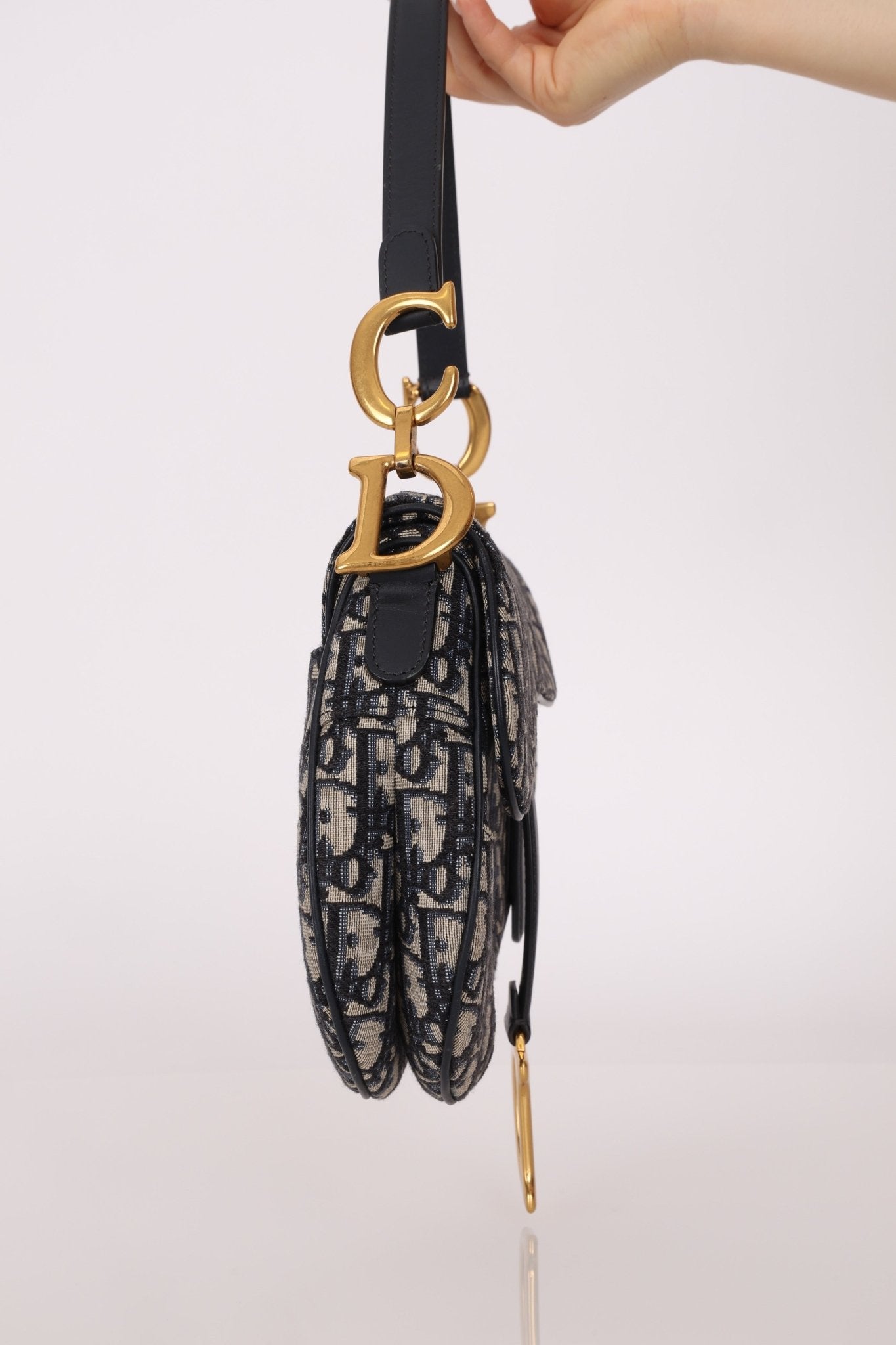 Dior 2019 Oblique Medium Saddle with Dior Guitar Strap - FashioNica