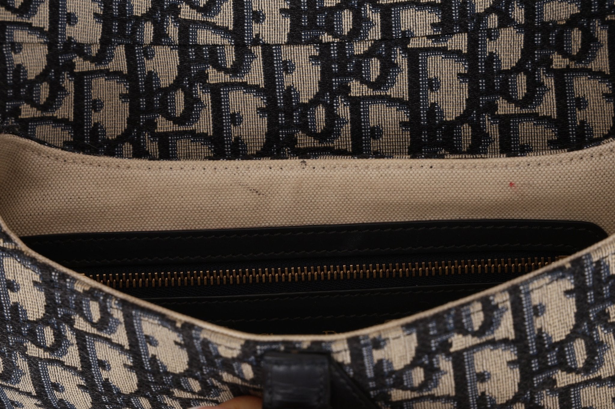 Dior 2019 Oblique Medium Saddle with Dior Guitar Strap - FashioNica