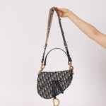 Dior 2019 Oblique Medium Saddle with Dior Guitar Strap - FashioNica