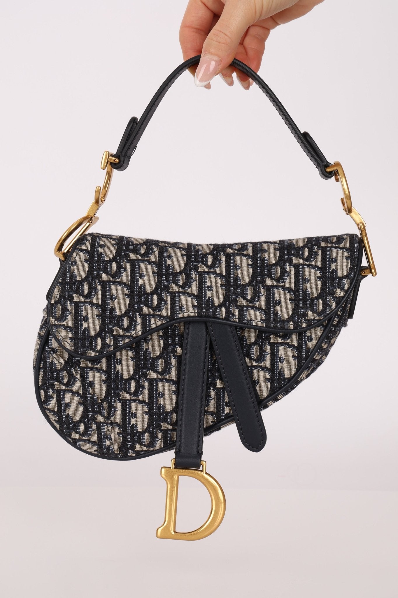 Dior 2020 Mini Oblique Saddle with Guitar Strap - FashioNica