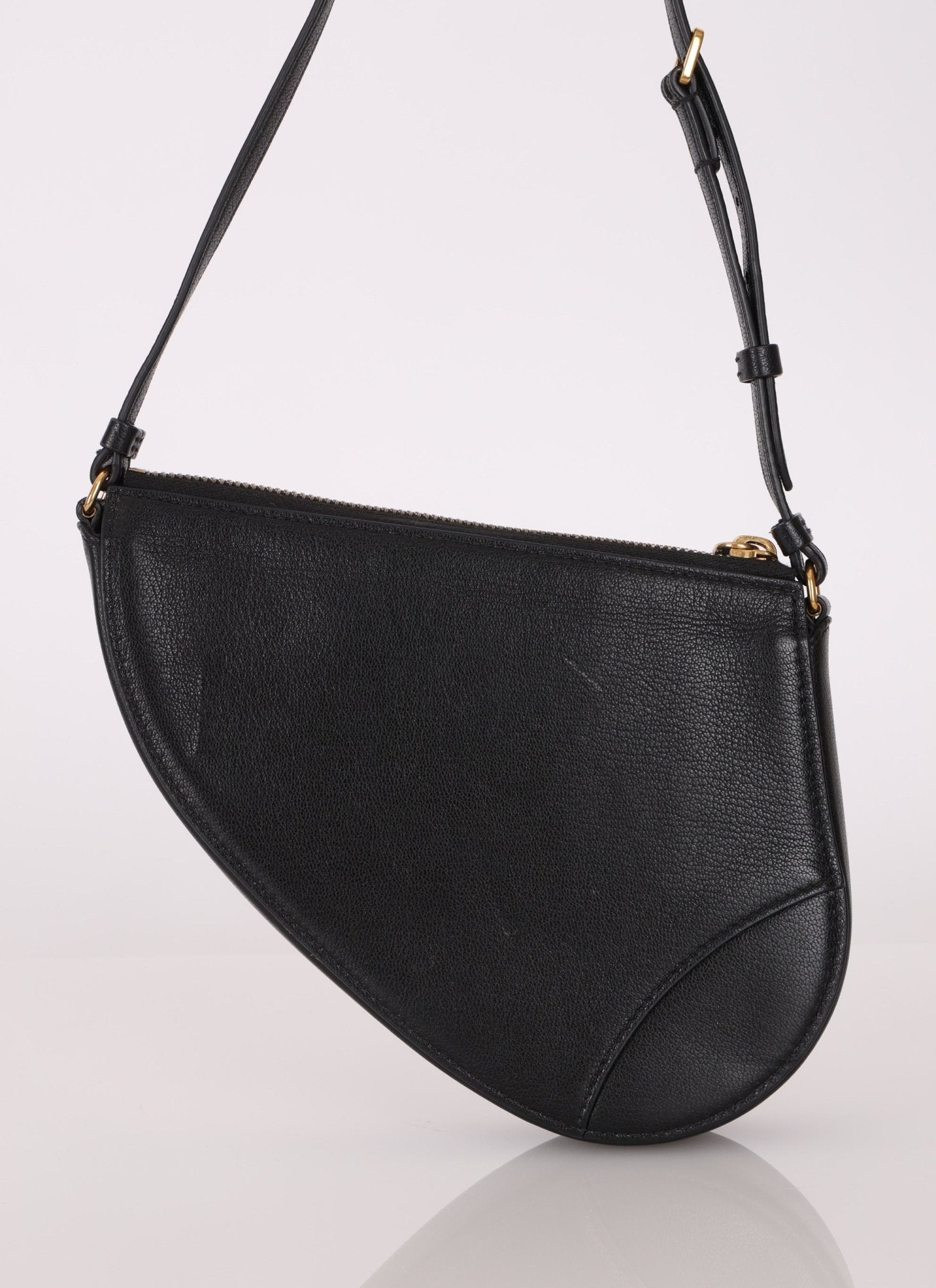 Dior 2023 Black Goatskin Saddle Rodeo Pochette - FashioNica