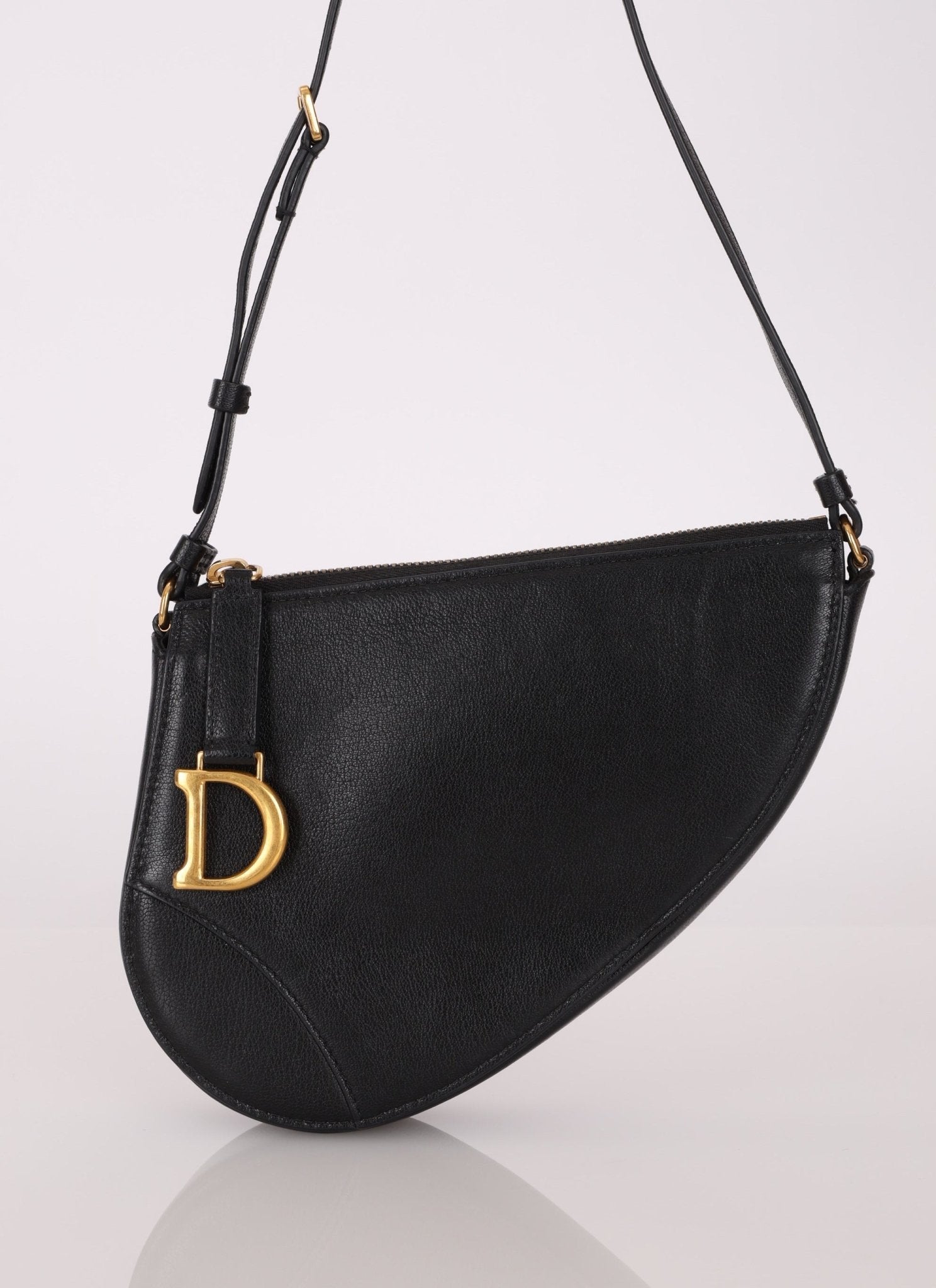 Dior 2023 Black Goatskin Saddle Rodeo Pochette - FashioNica