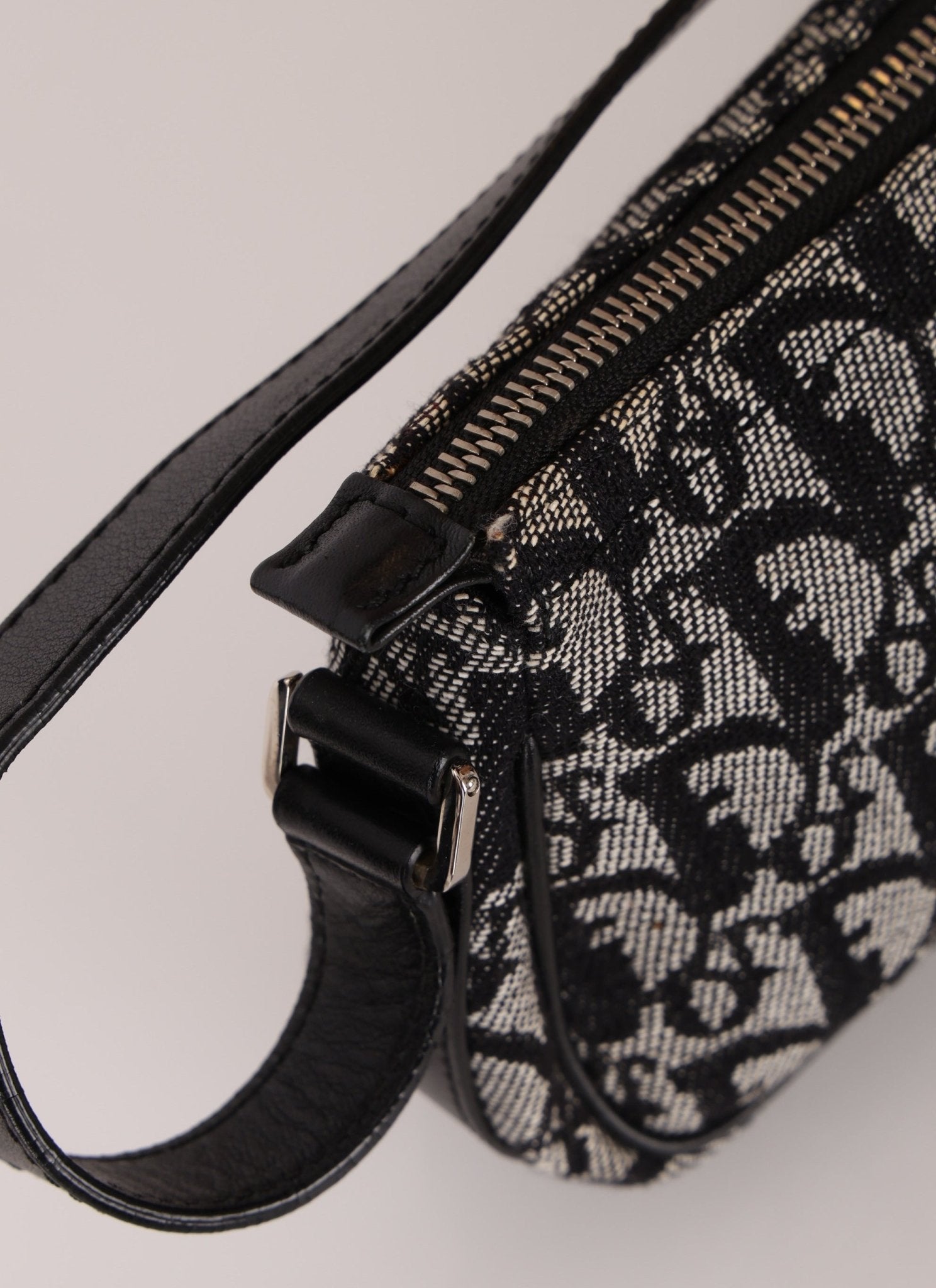 Dior Black Trotter Charm Pochette - FashioNica