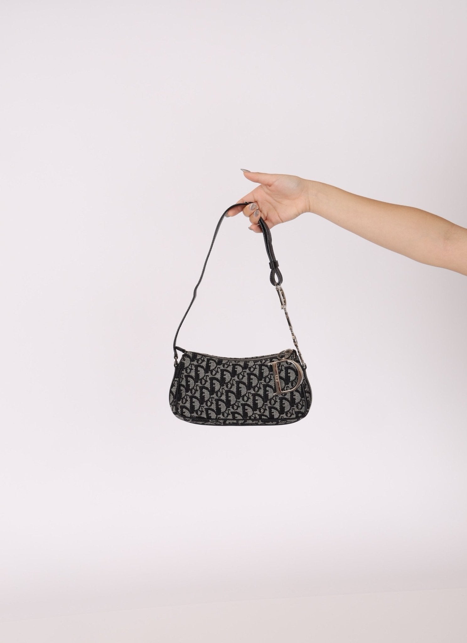 Dior Black Trotter Charm Pochette - FashioNica