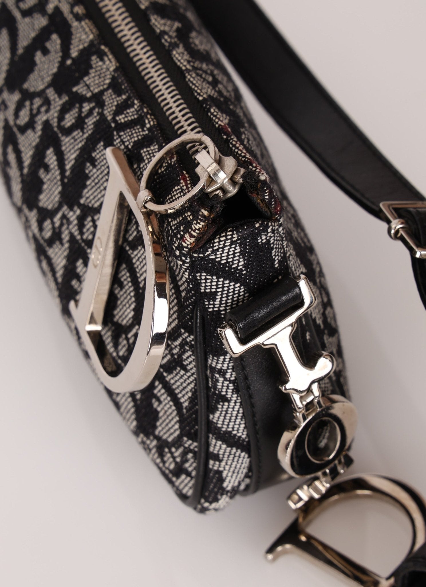 Dior Black Trotter Charm Pochette - FashioNica