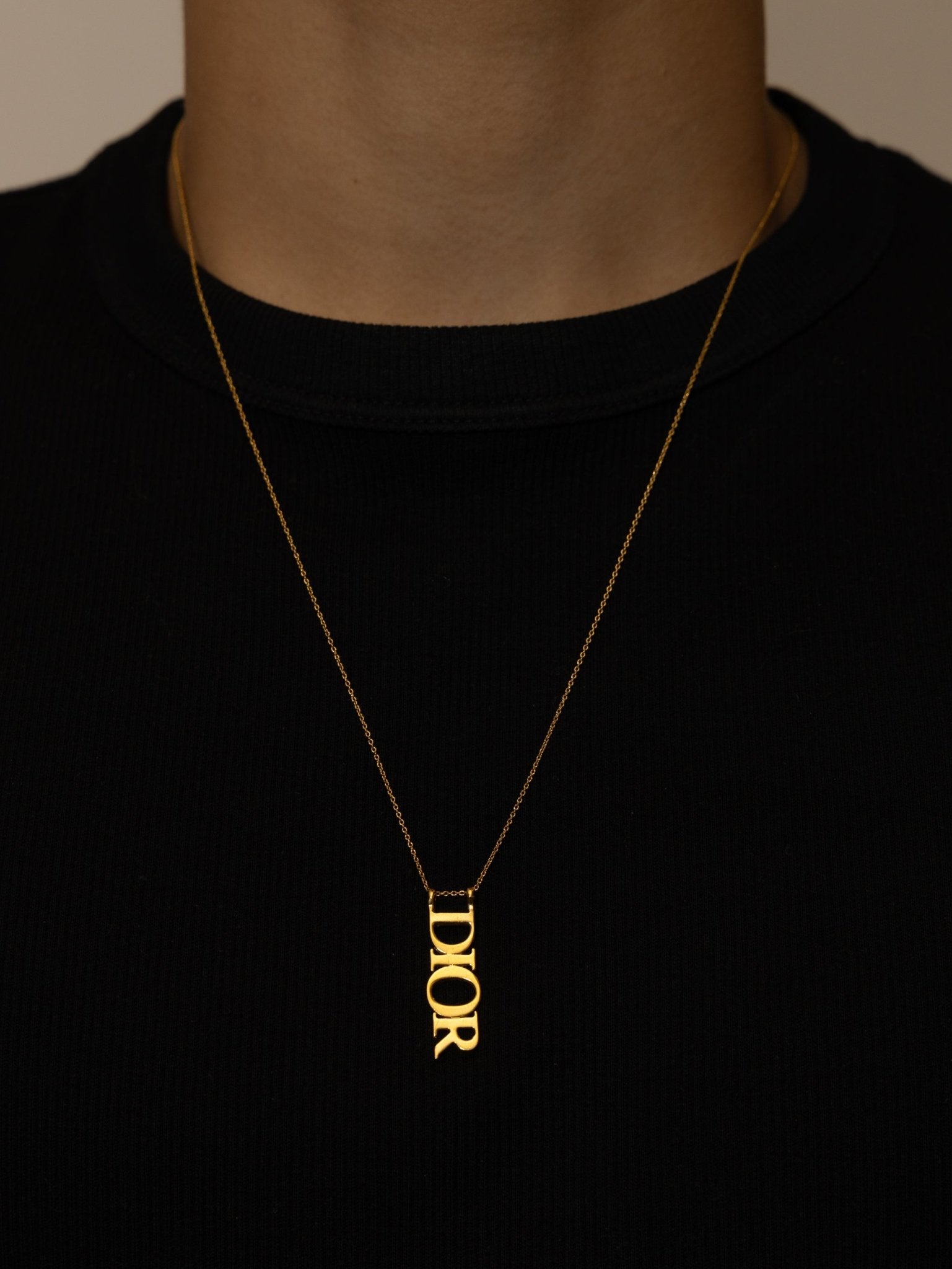 Dior Logo Drop Pendant Pendant - FashioNica