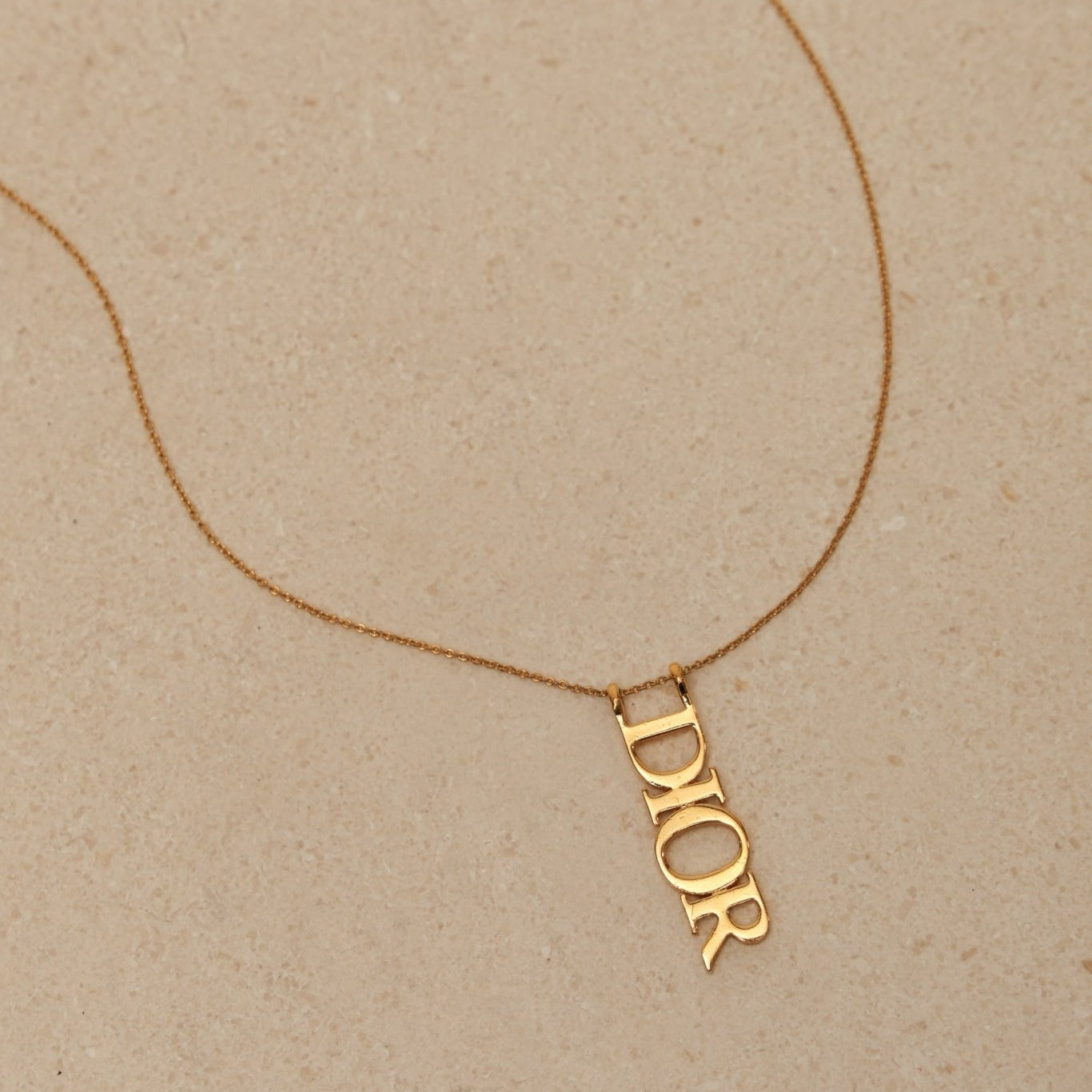 Dior Logo Drop Pendant Pendant - FashioNica