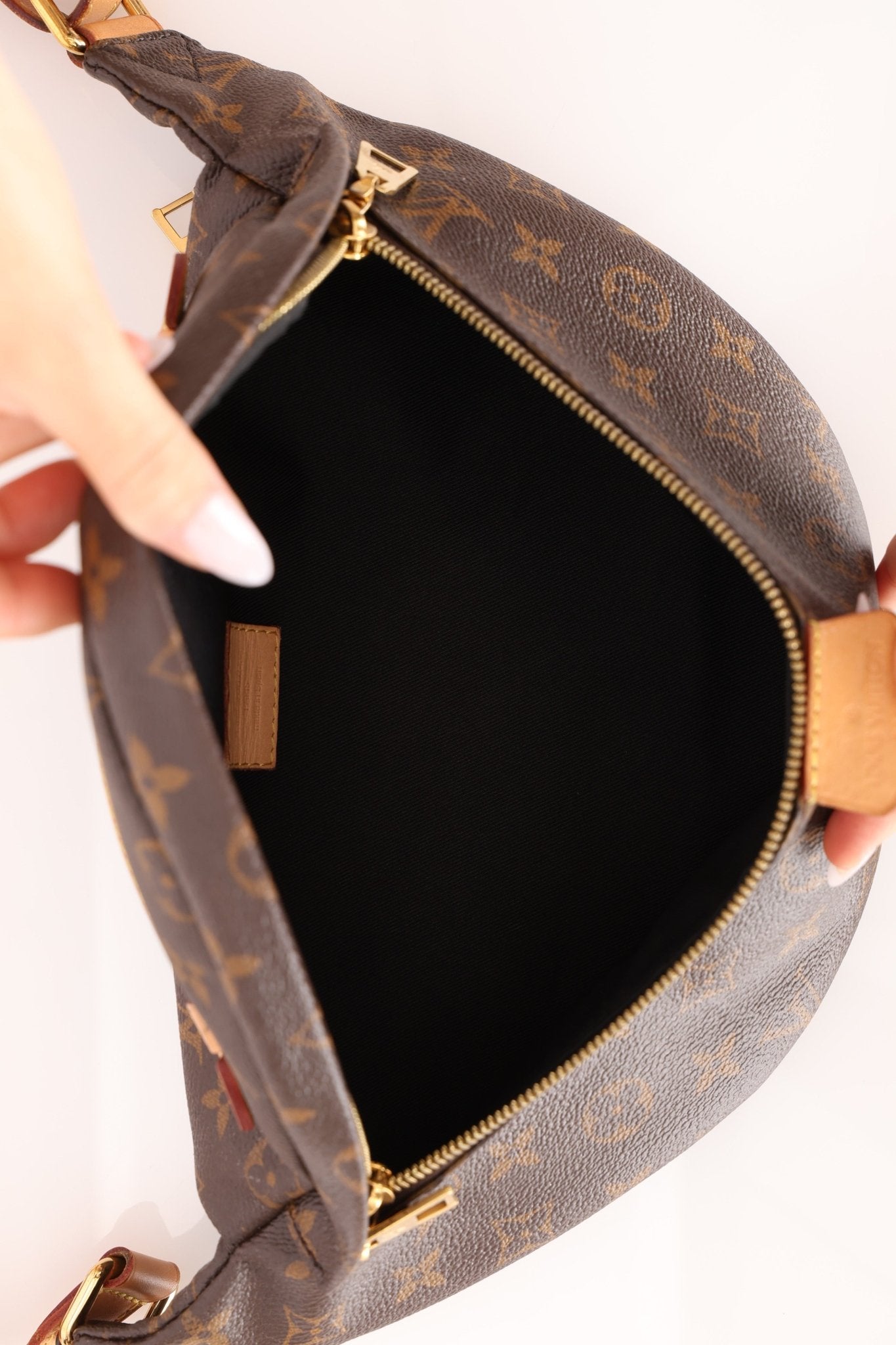 Discontinued Louis Vuitton Monogram Bum Bag - FashioNica