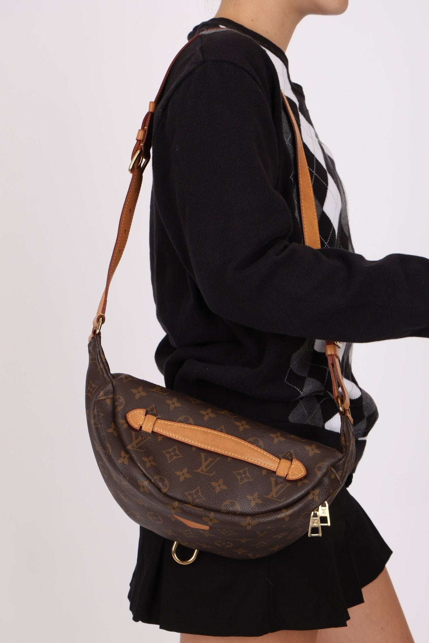 Discontinued Louis Vuitton Monogram Bum Bag - FashioNica