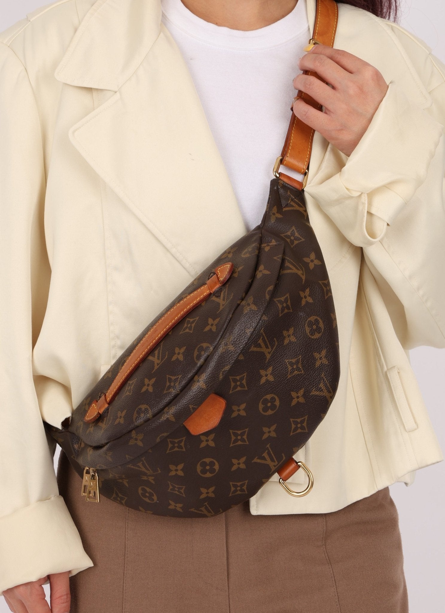 Discontinued Louis Vuitton Monogram Bum Bag - FashioNica