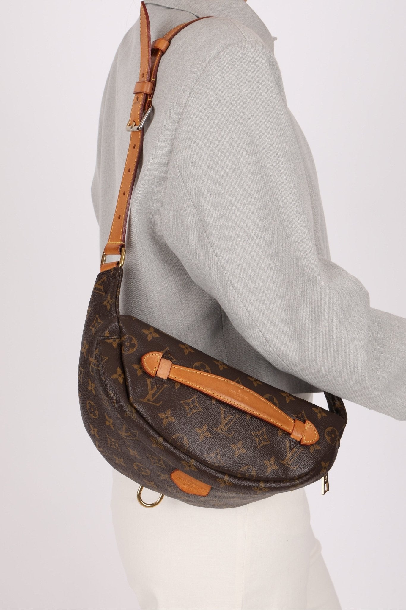 Discontinued Louis Vuitton Monogram Bum Bag - FashioNica