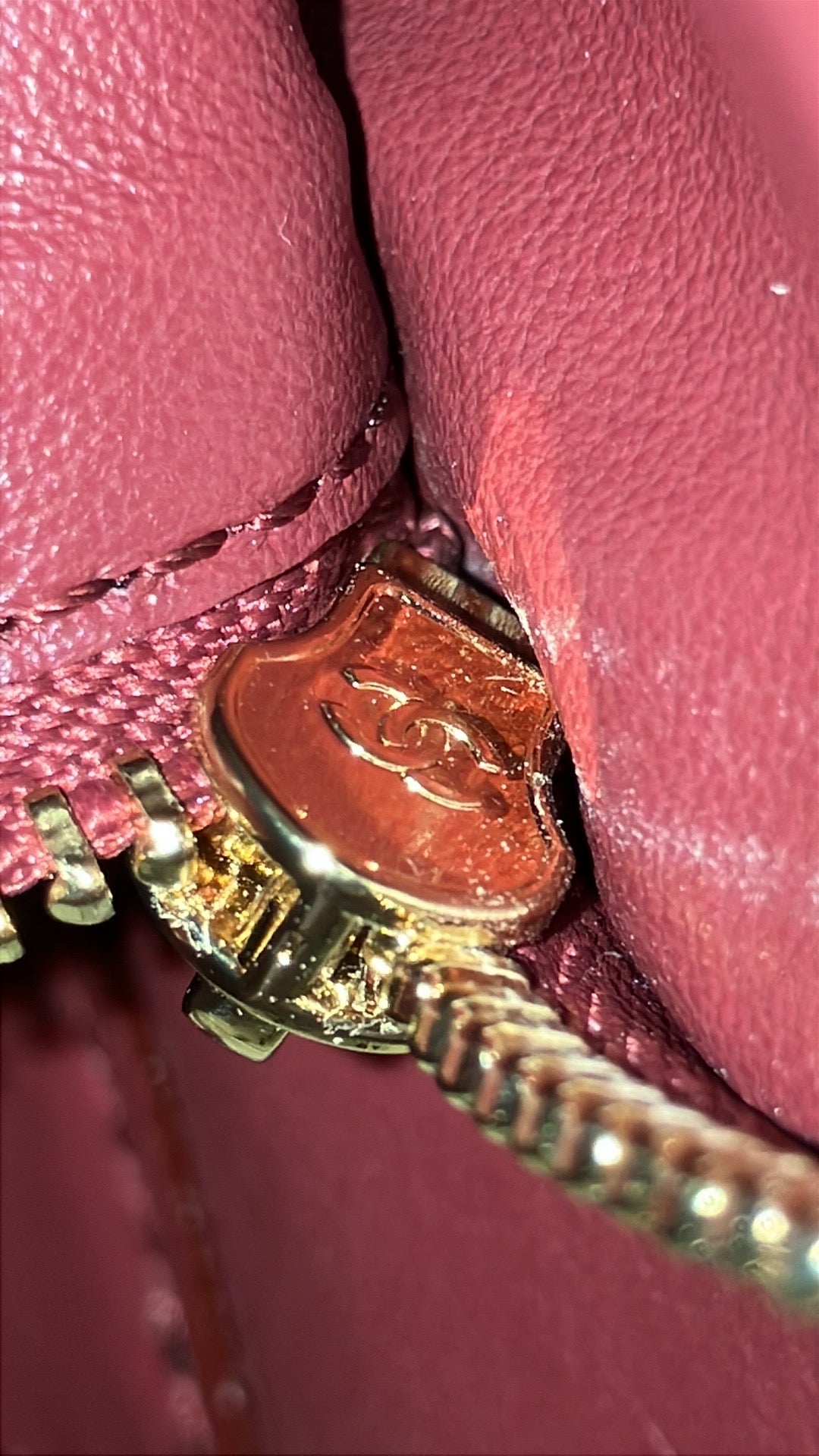 Entrupy authentication · zipper_base · 14