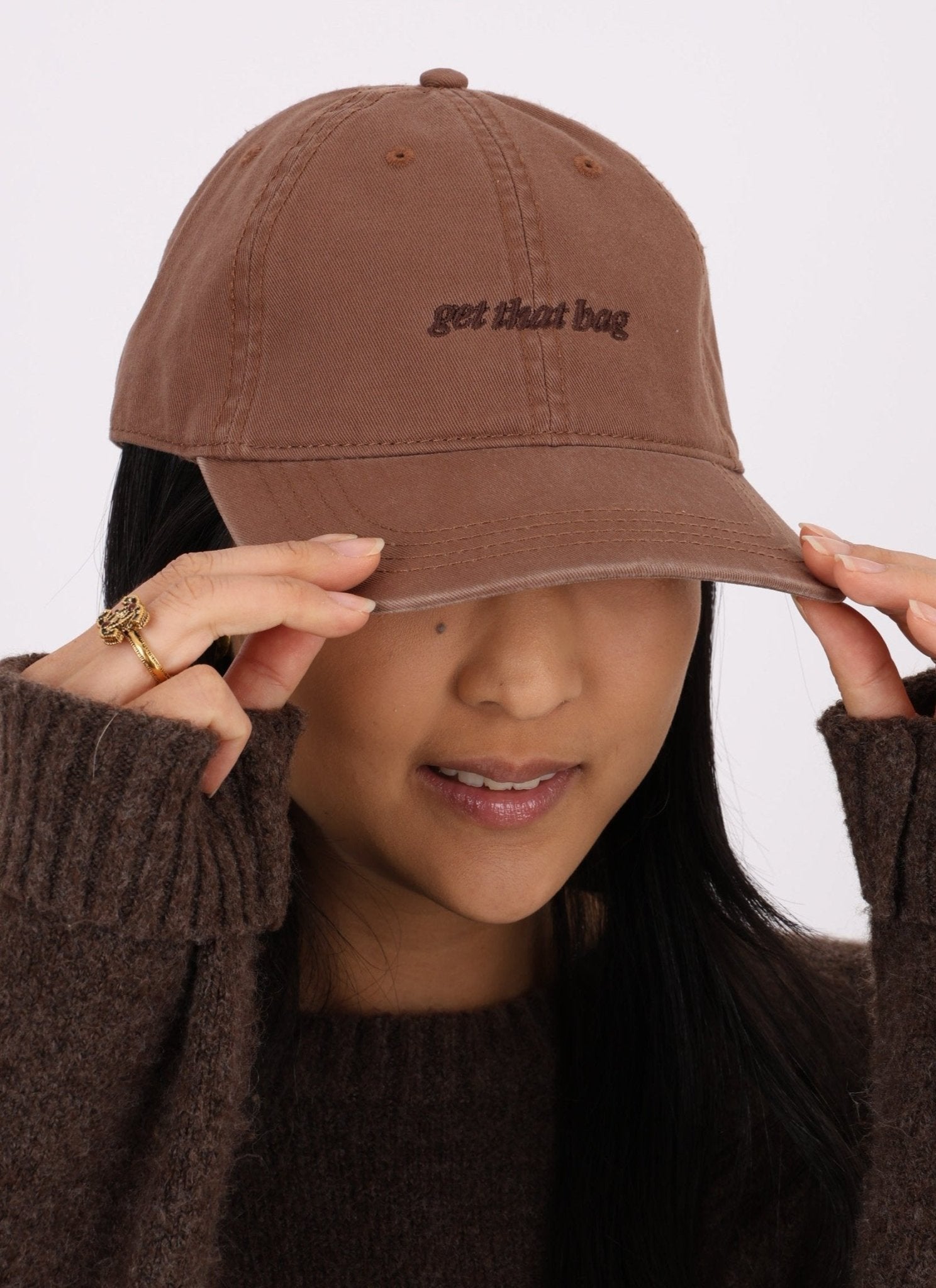 FashioNica Get That Bag Hat - Chocolat Chaud - FashioNica