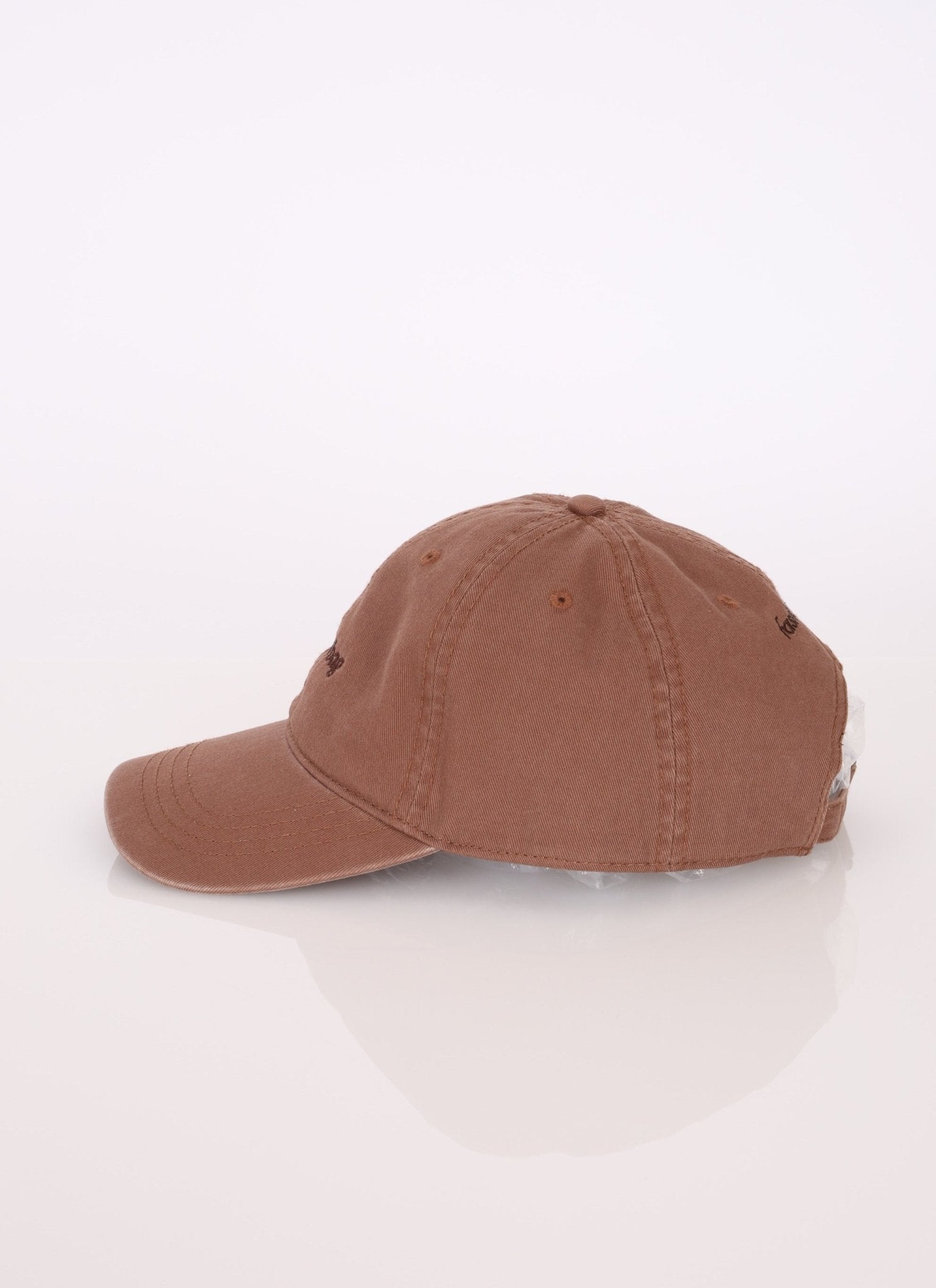 FashioNica Get That Bag Hat - Chocolat Chaud - FashioNica