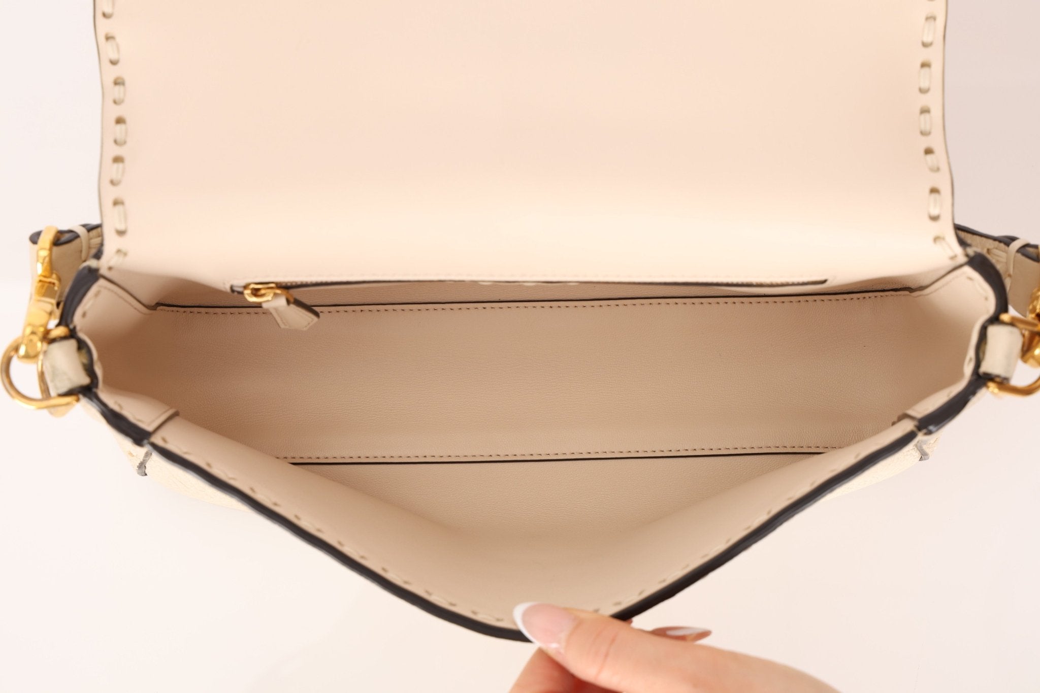 Fendi 1974 Cream Sellerissima Baguette GHW - FashioNica