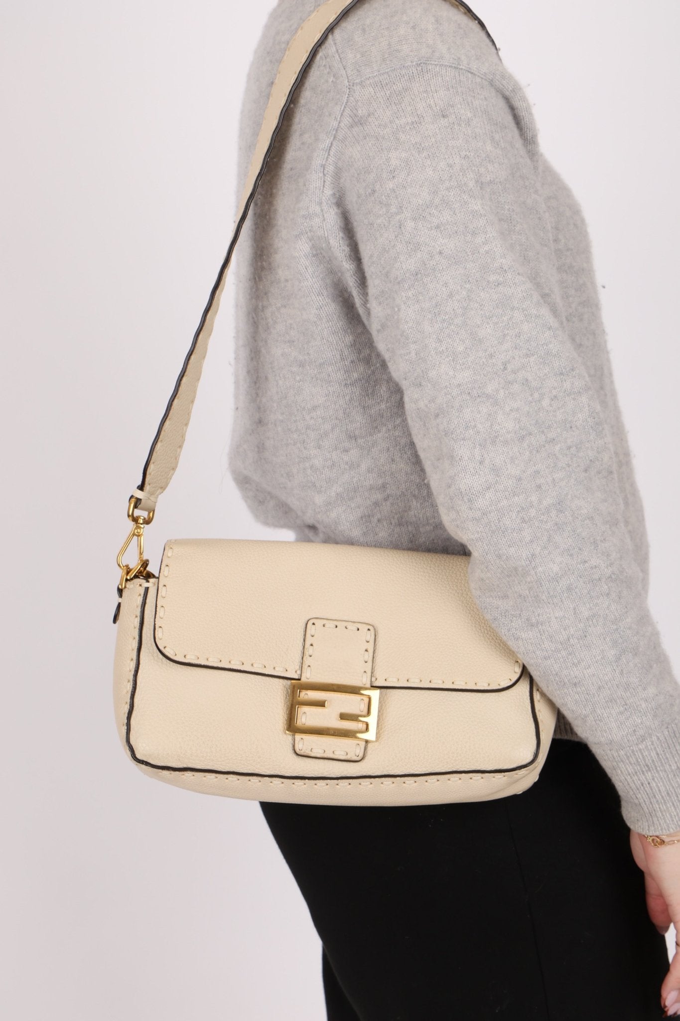 Fendi 1974 Cream Sellerissima Baguette GHW - FashioNica