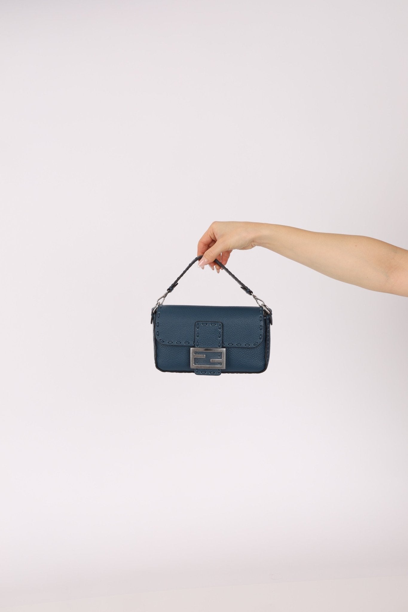 Fendi Blue Cuoio Romano Baguette Bag - FashioNica