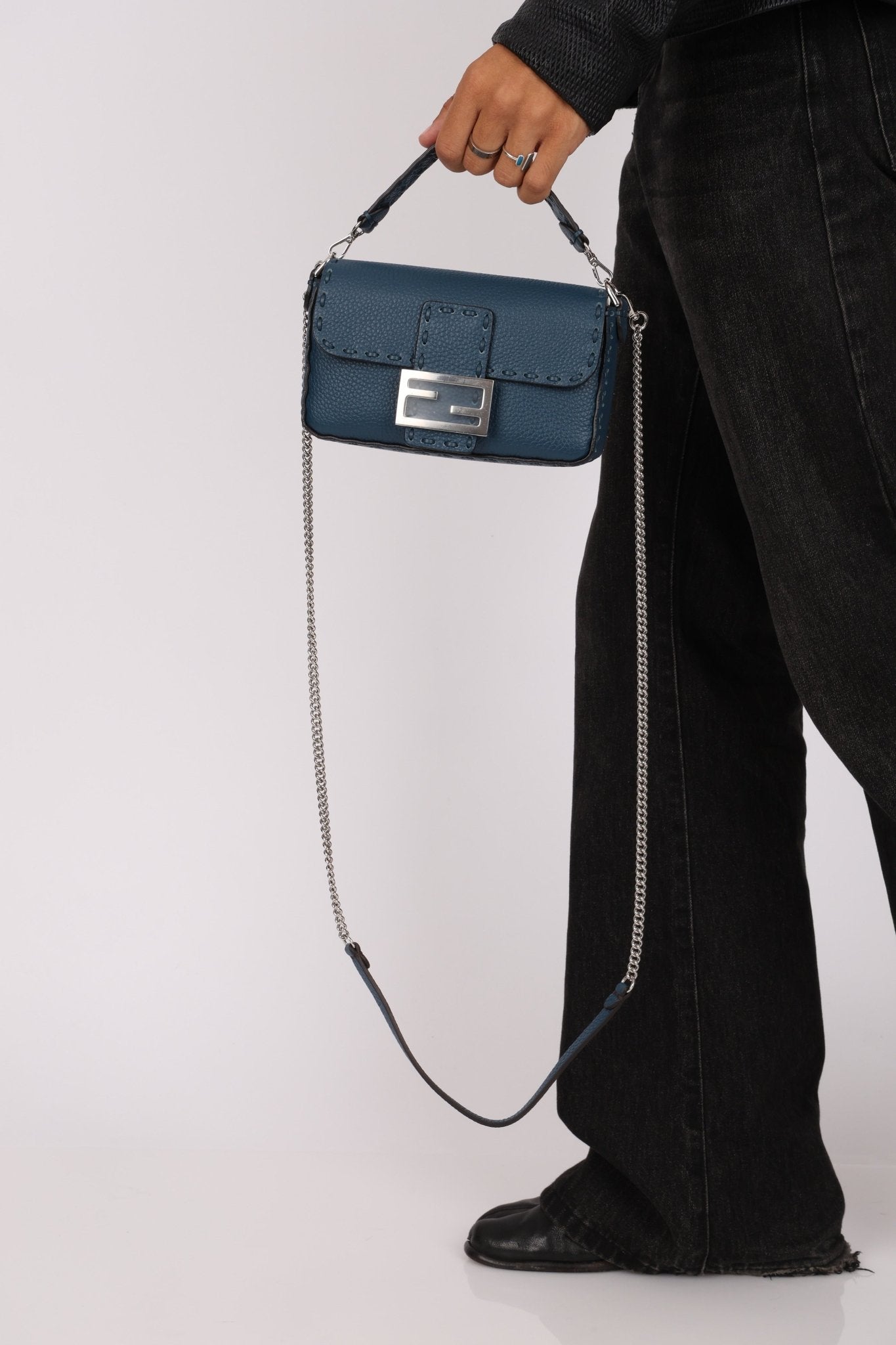 Fendi Blue Cuoio Romano Baguette Bag - FashioNica