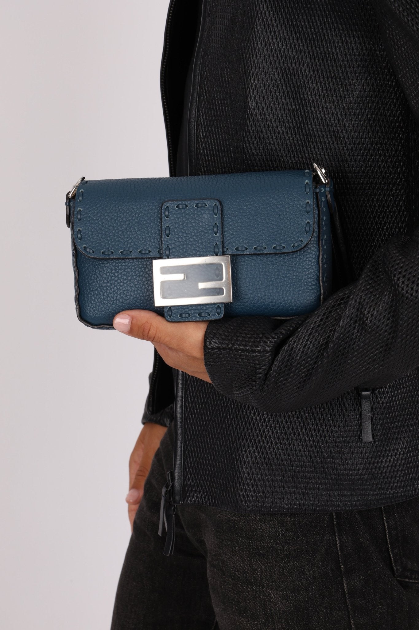 Fendi Blue Cuoio Romano Baguette Bag - FashioNica