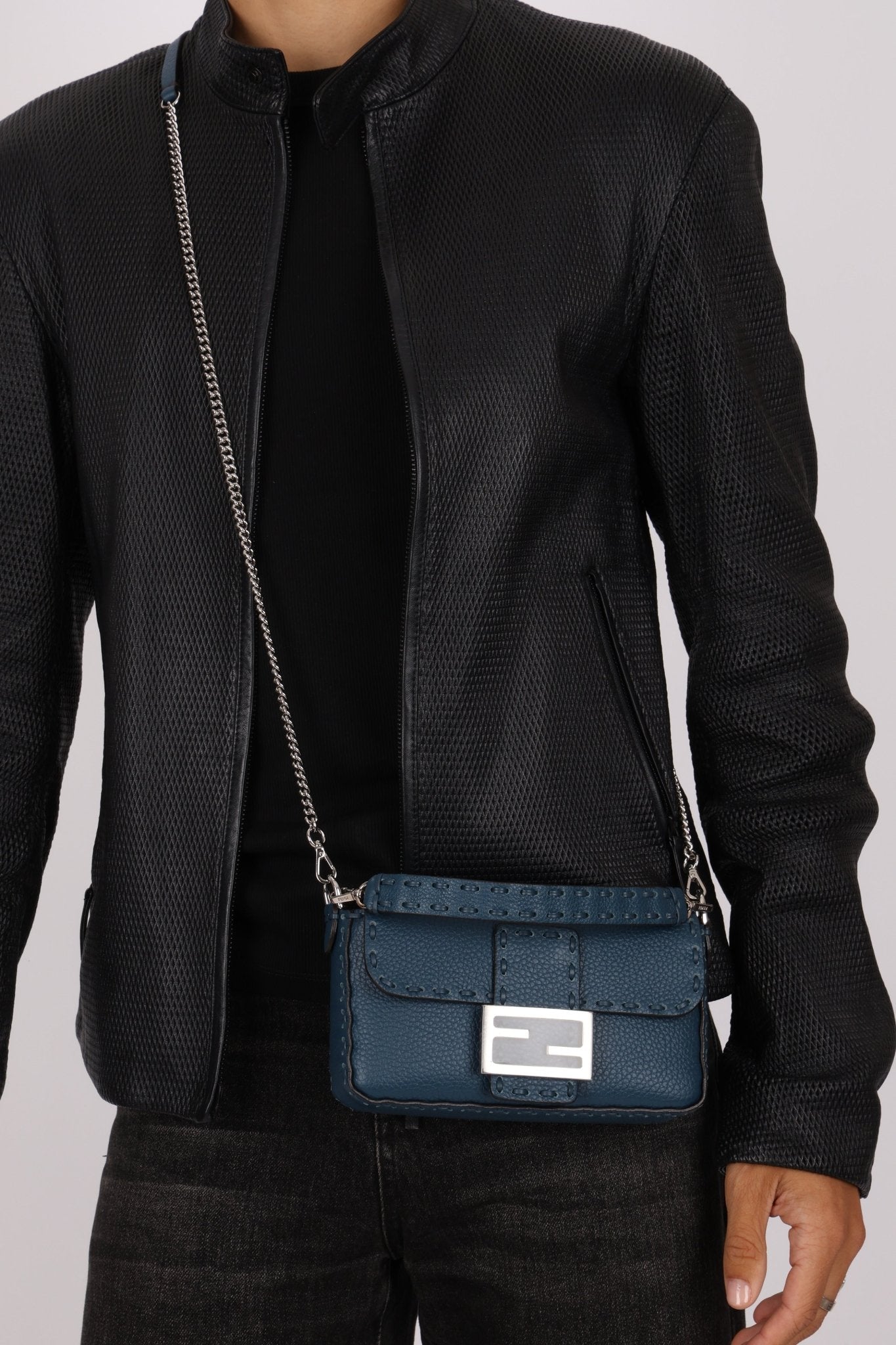 Fendi Blue Cuoio Romano Baguette Bag - FashioNica