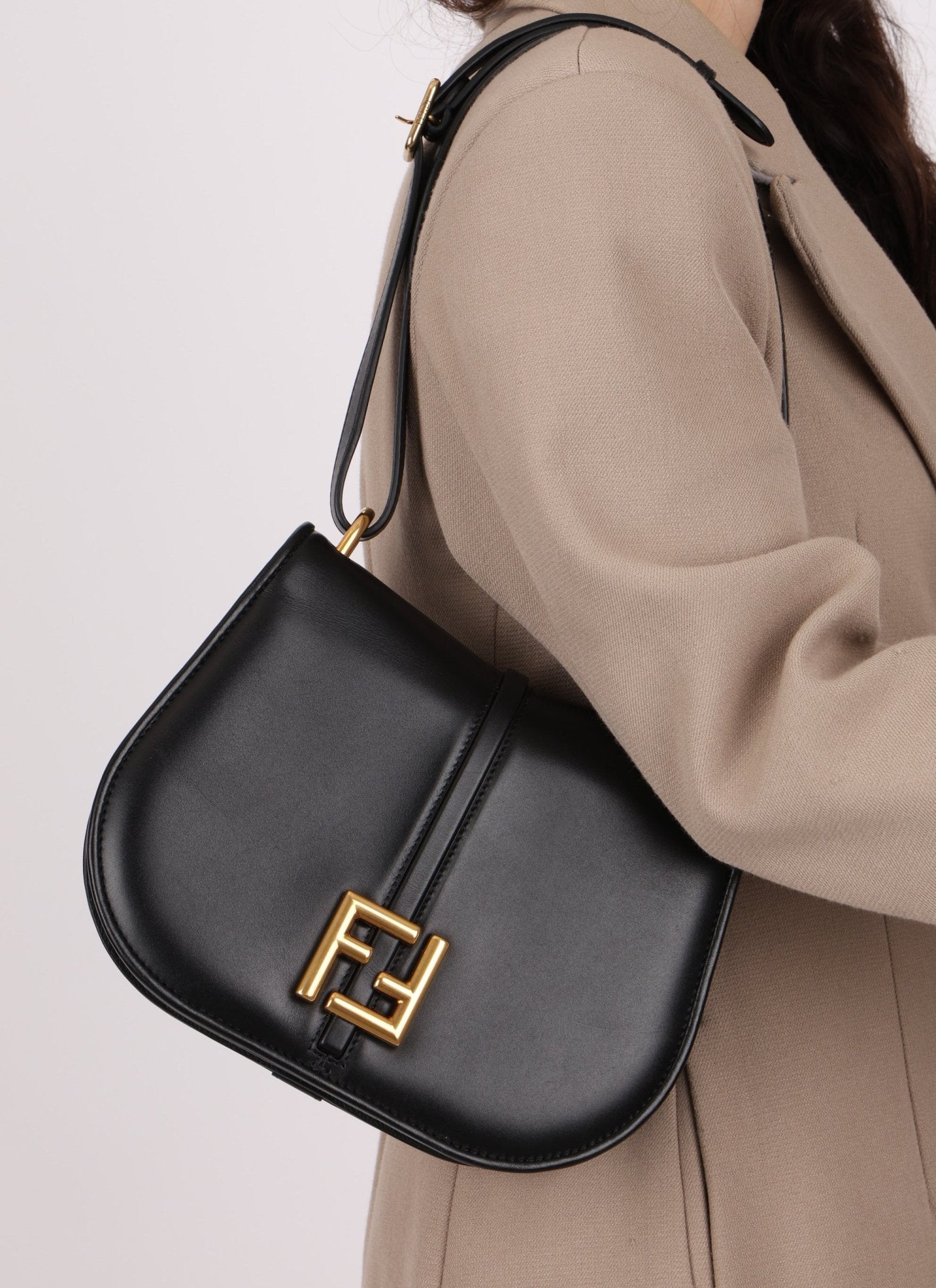 Fendi C’mon Black Medium Shoulder Bag - FashioNica