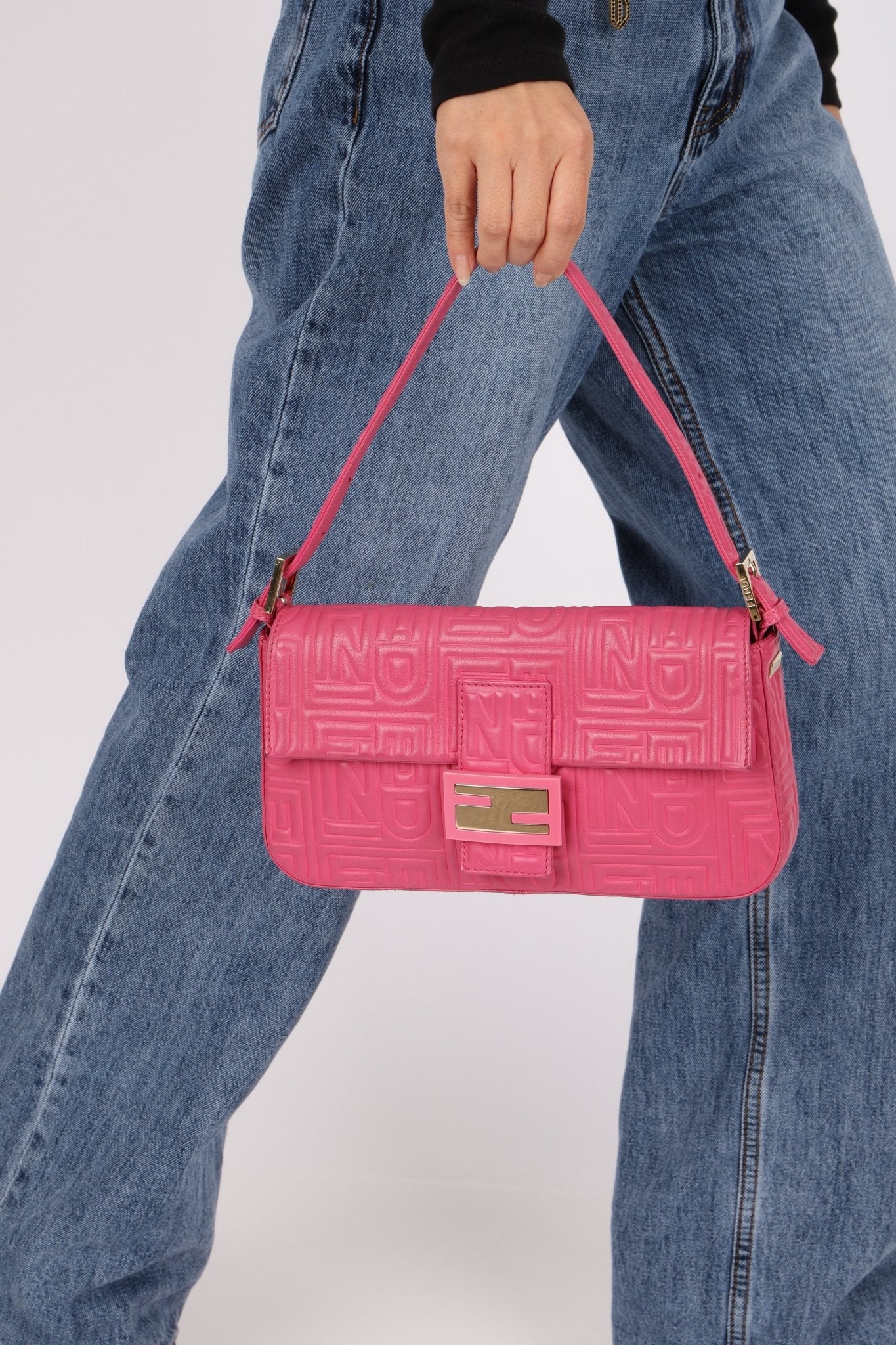 Fendi Fuchsia Logo Lambskin Embossed Baguette - FashioNica