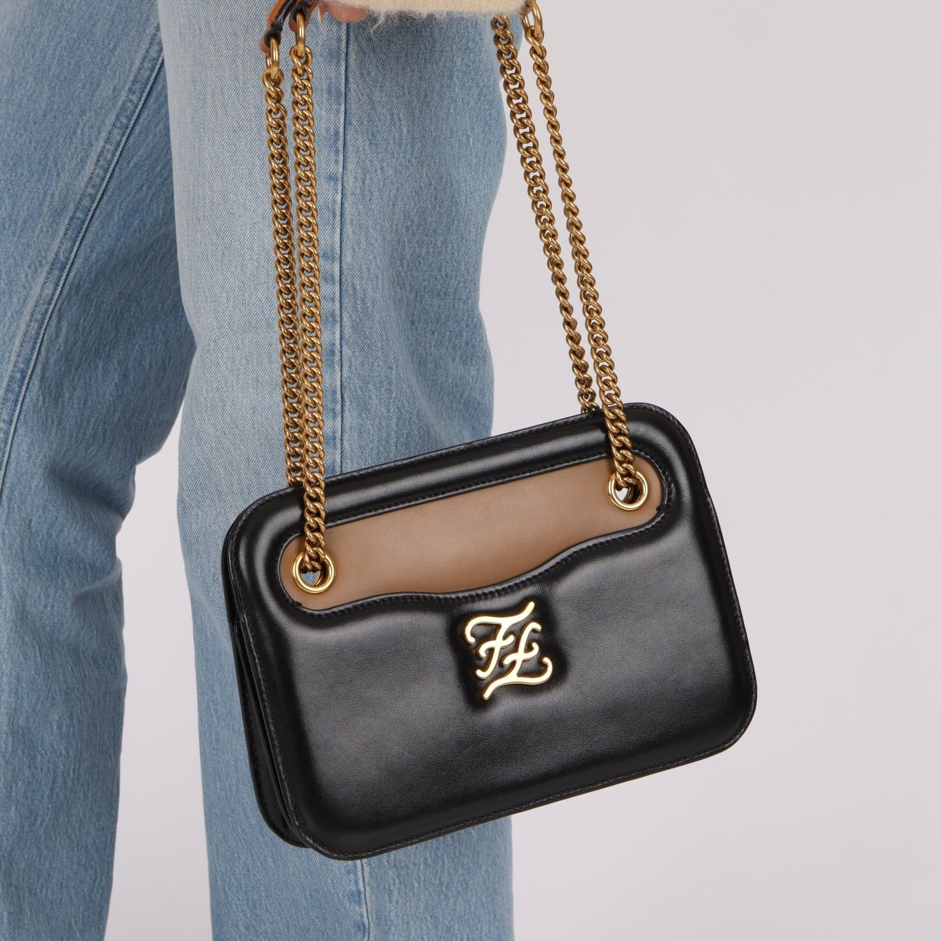 Fendi Leather Black Karligraphy Pocket Chain Bag - FashioNica