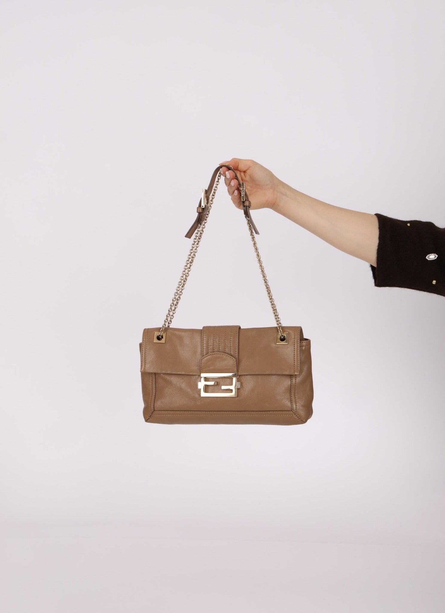 Fendi Leather Chain Baguette - FashioNica