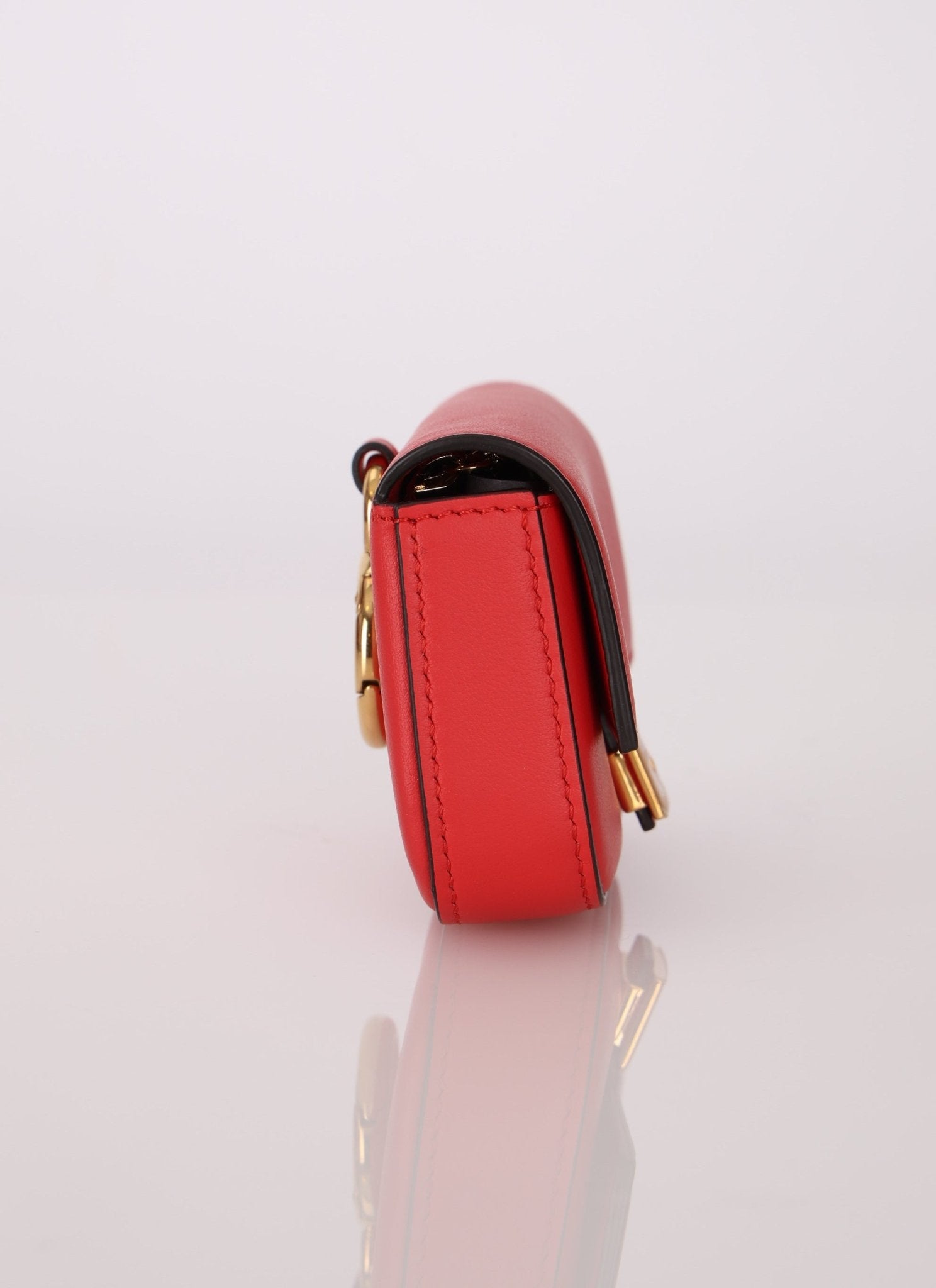 Fendi Leather Nano Chain Baguette - FashioNica